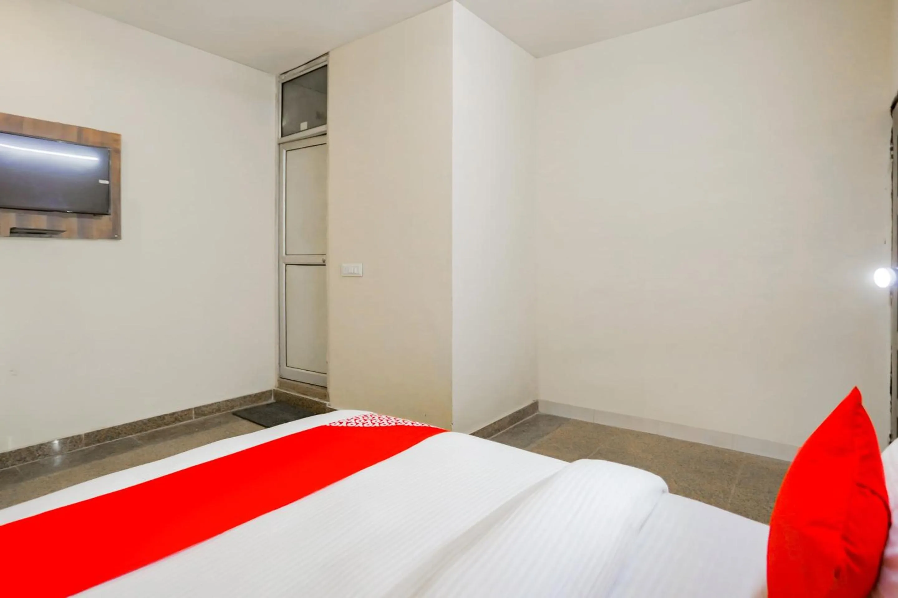 Bedroom, Bed in Hotel O Orchid Inn