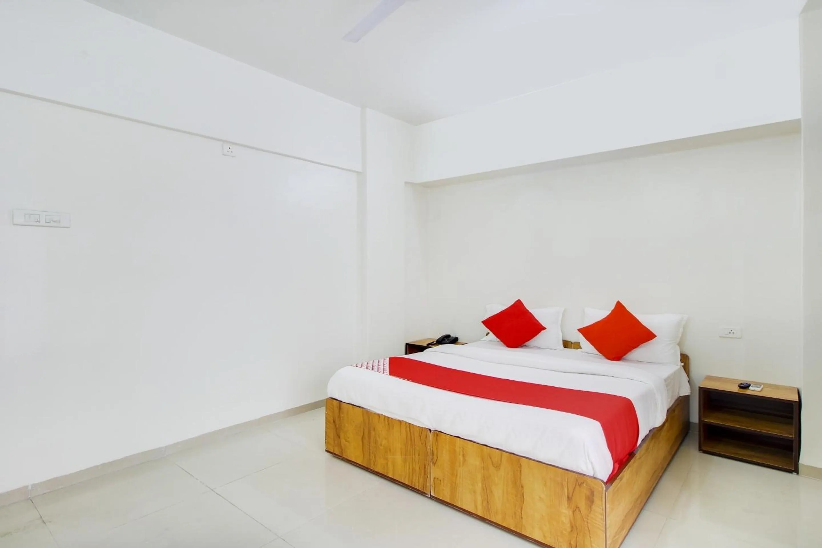 Bedroom, Bed in Hotel O Star Inn