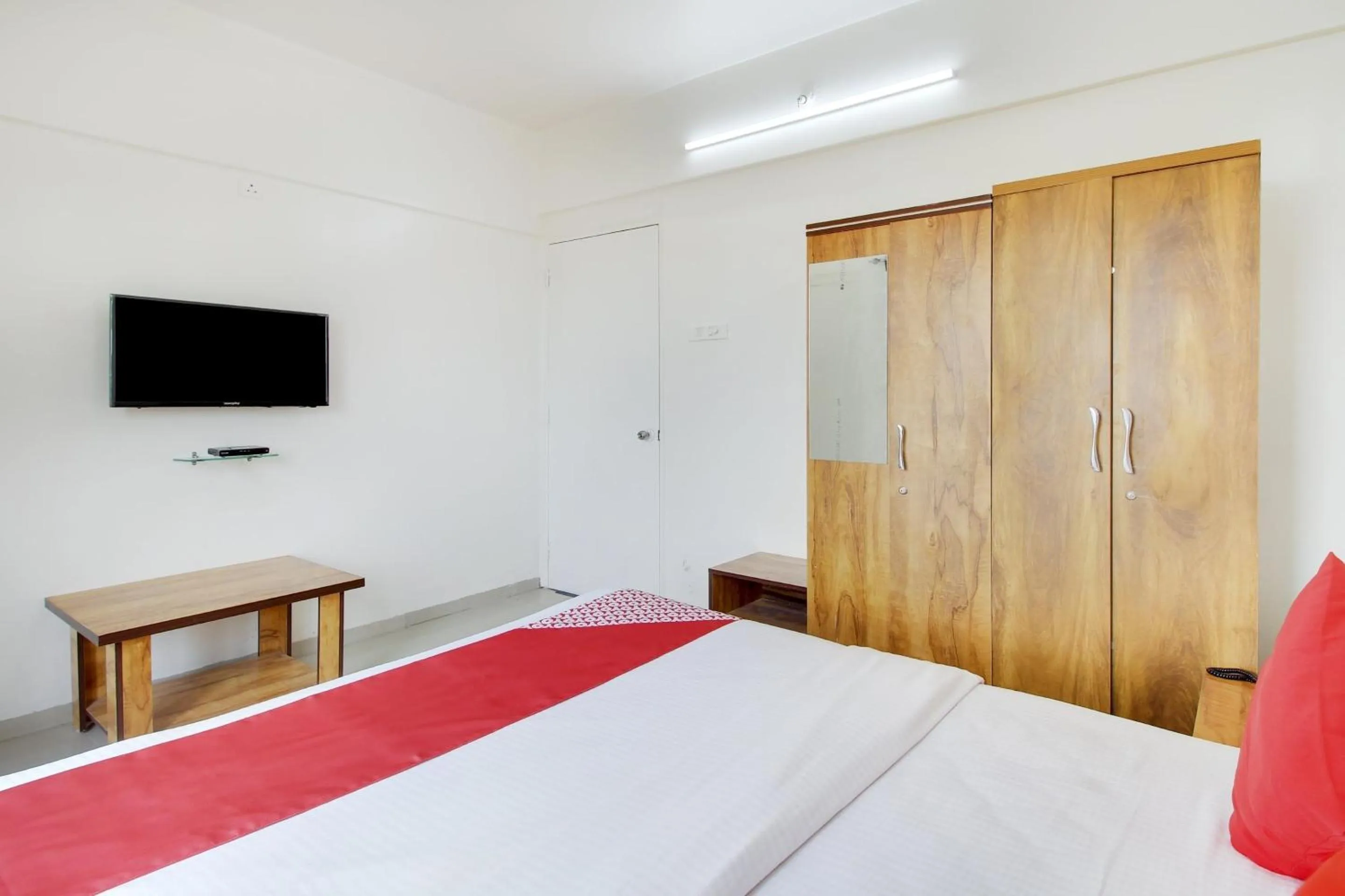 Bedroom, Bed in Hotel O Star Inn