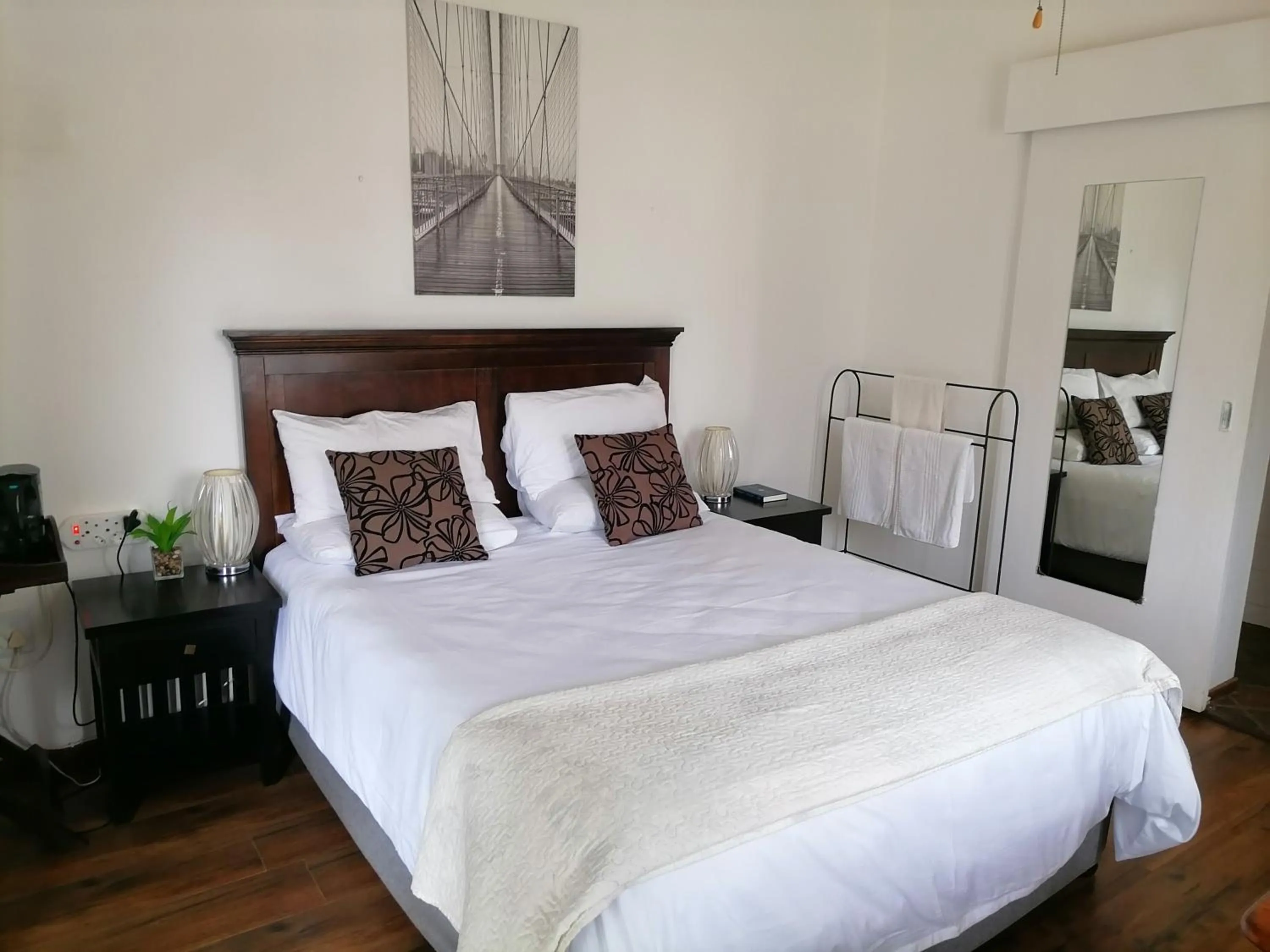 Bed in Lydenburg Manor Guest House