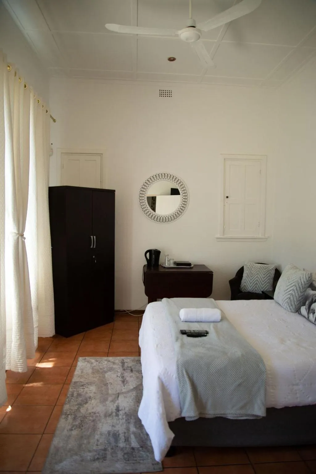 Bedroom, Bed in Lydenburg Manor Guest House