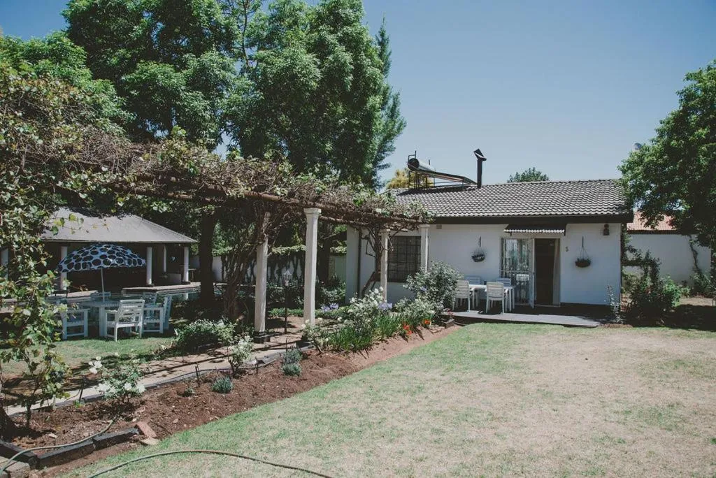 Garden in Lydenburg Manor Guest House