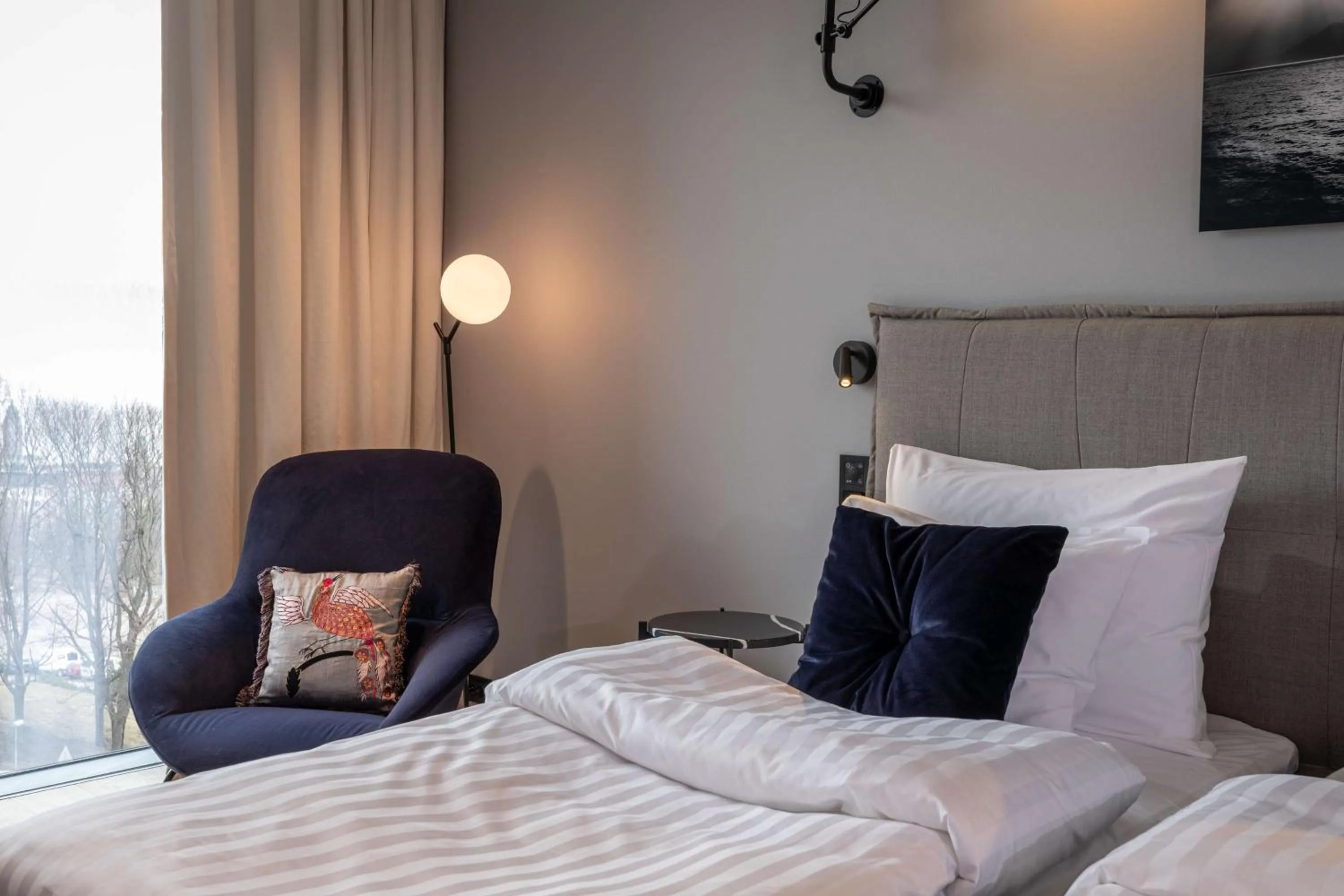 Bedroom, Bed in Scandic Grand Central Helsinki