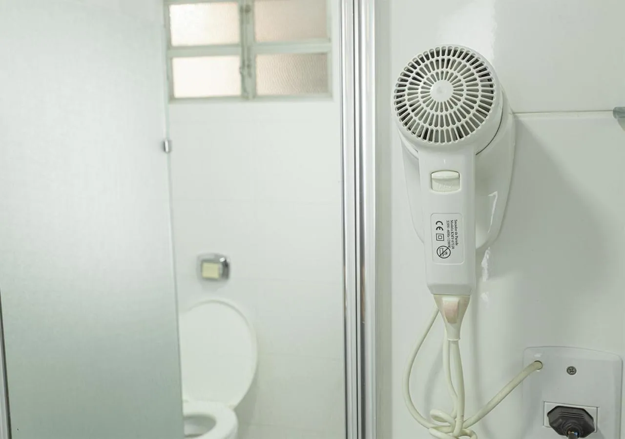 hair dryier in Hotel San Silvestre