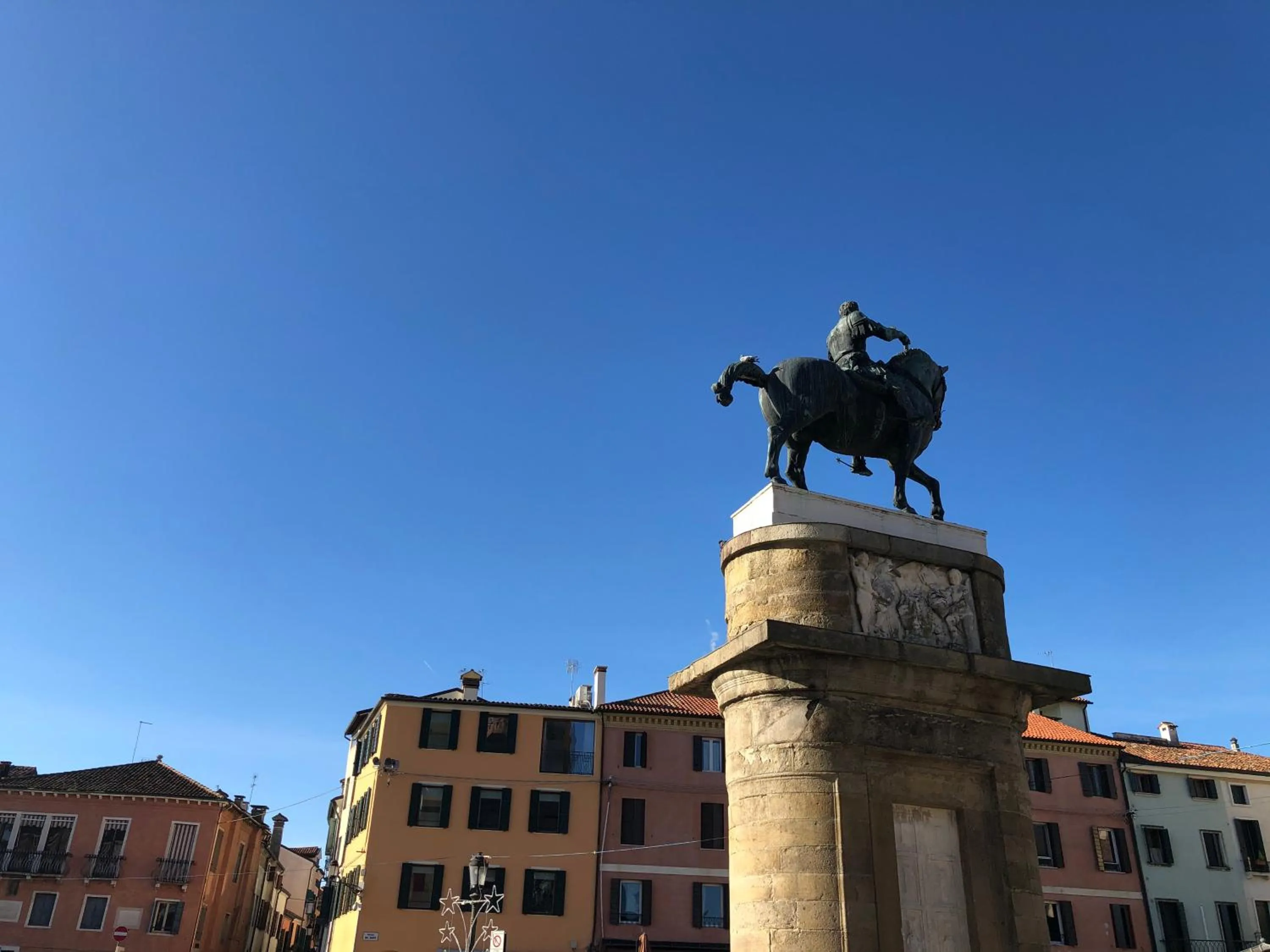 Facade/entrance in Padova Suites C20