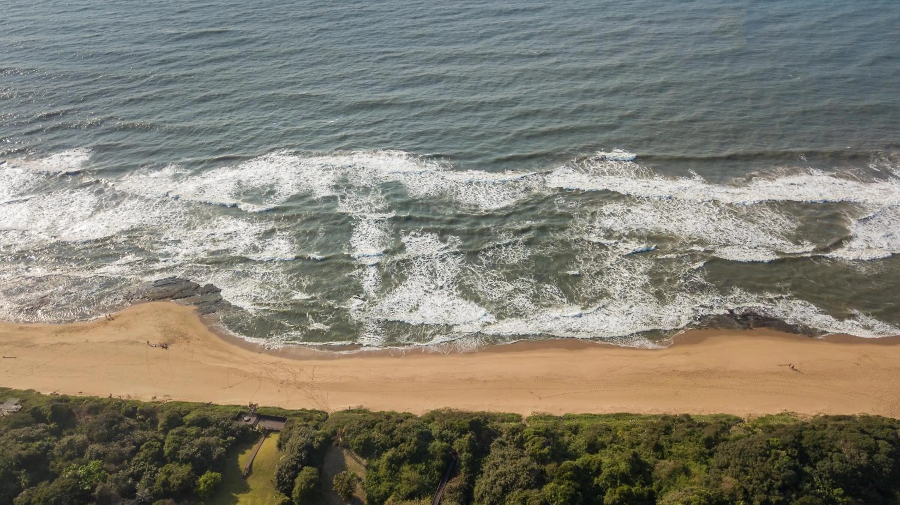 Beach in Danara Place