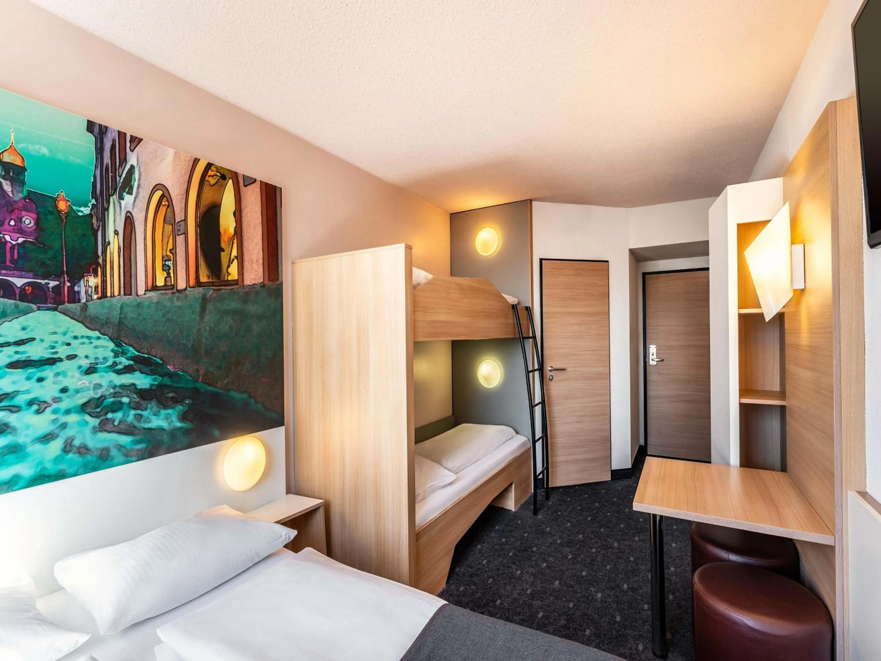 Photo of the whole room, Bed in B&B Hotel Freiburg-Nord