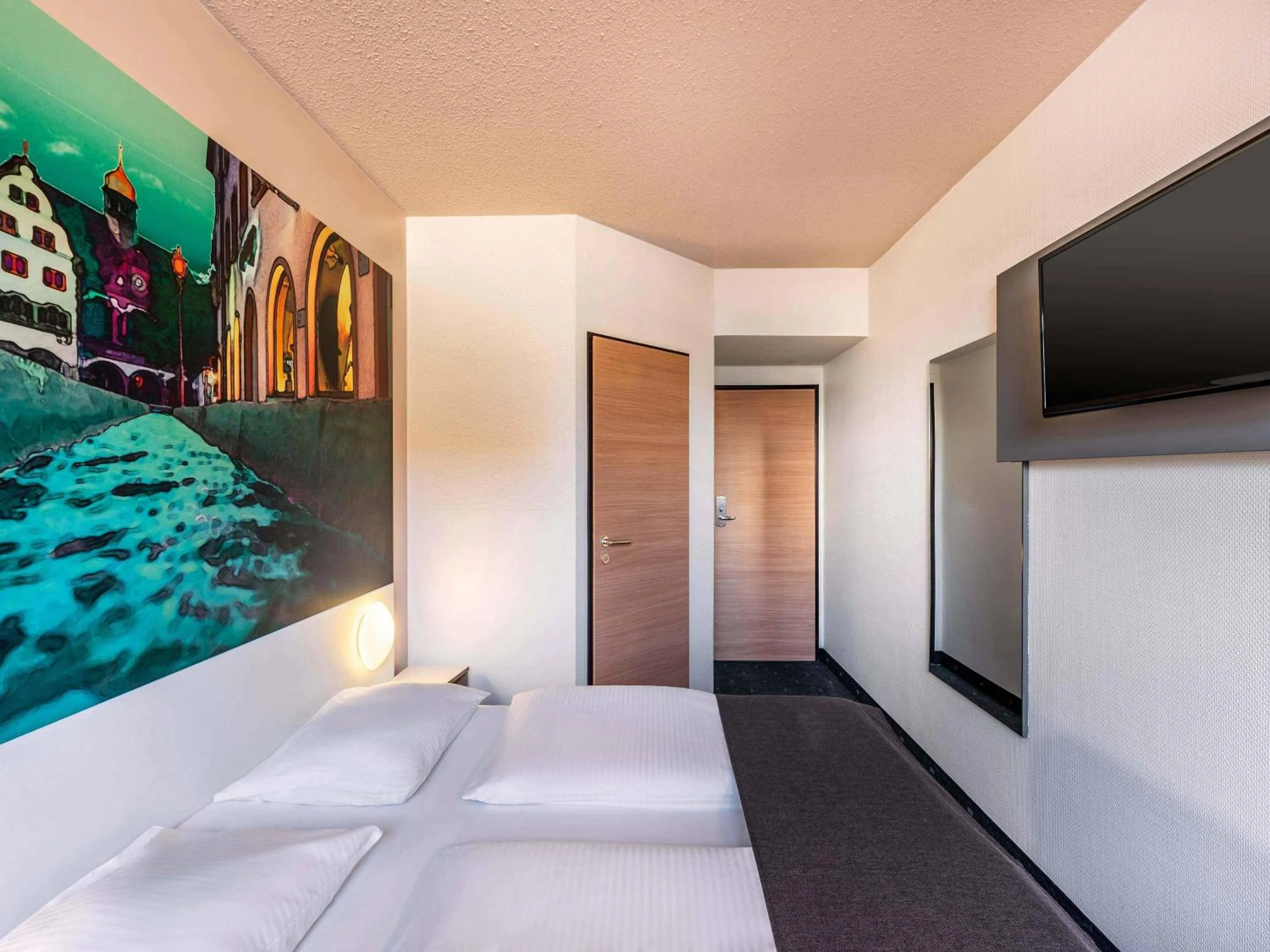 Photo of the whole room, Bed in B&B Hotel Freiburg-Nord