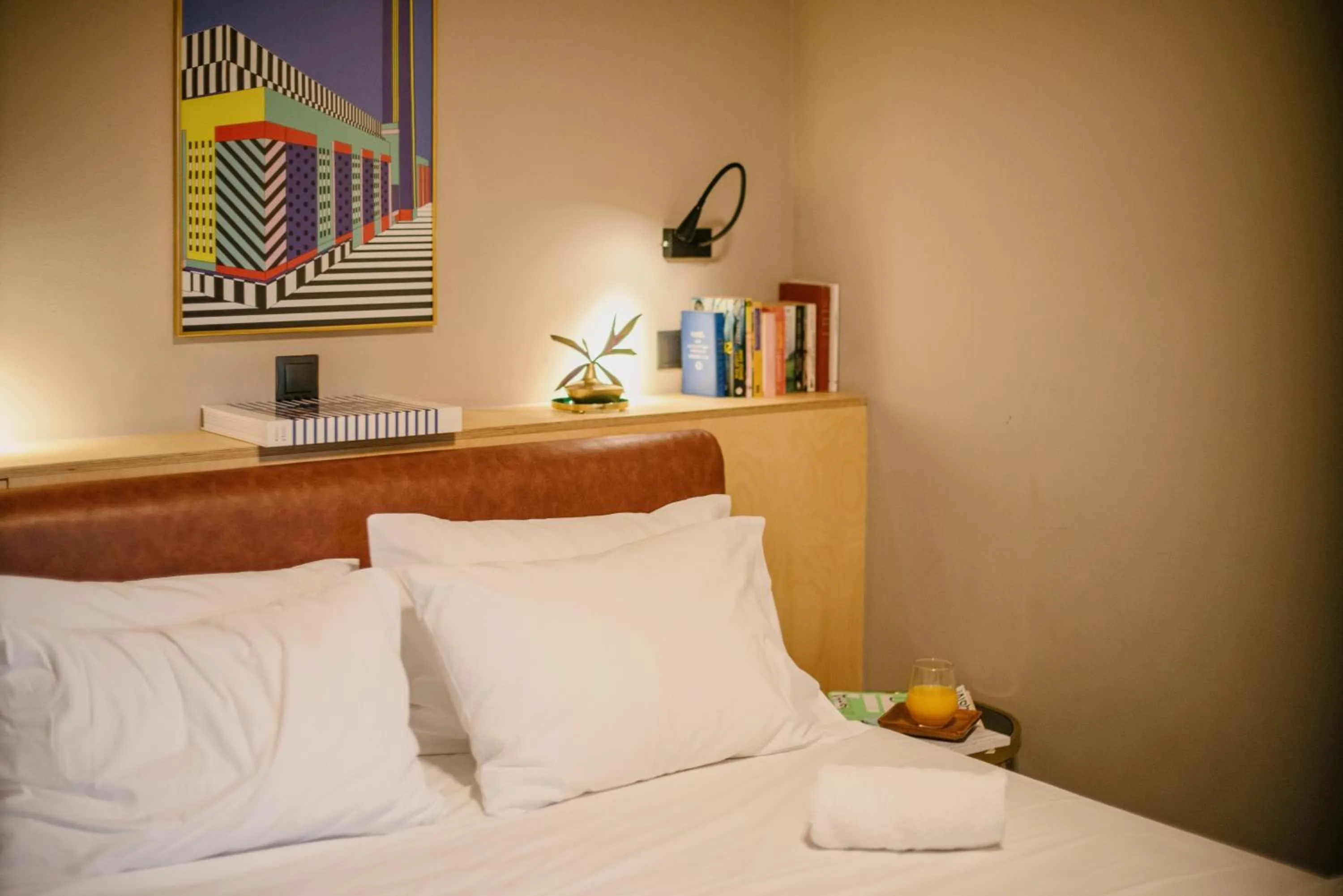 Bed in Cohort Koukaki