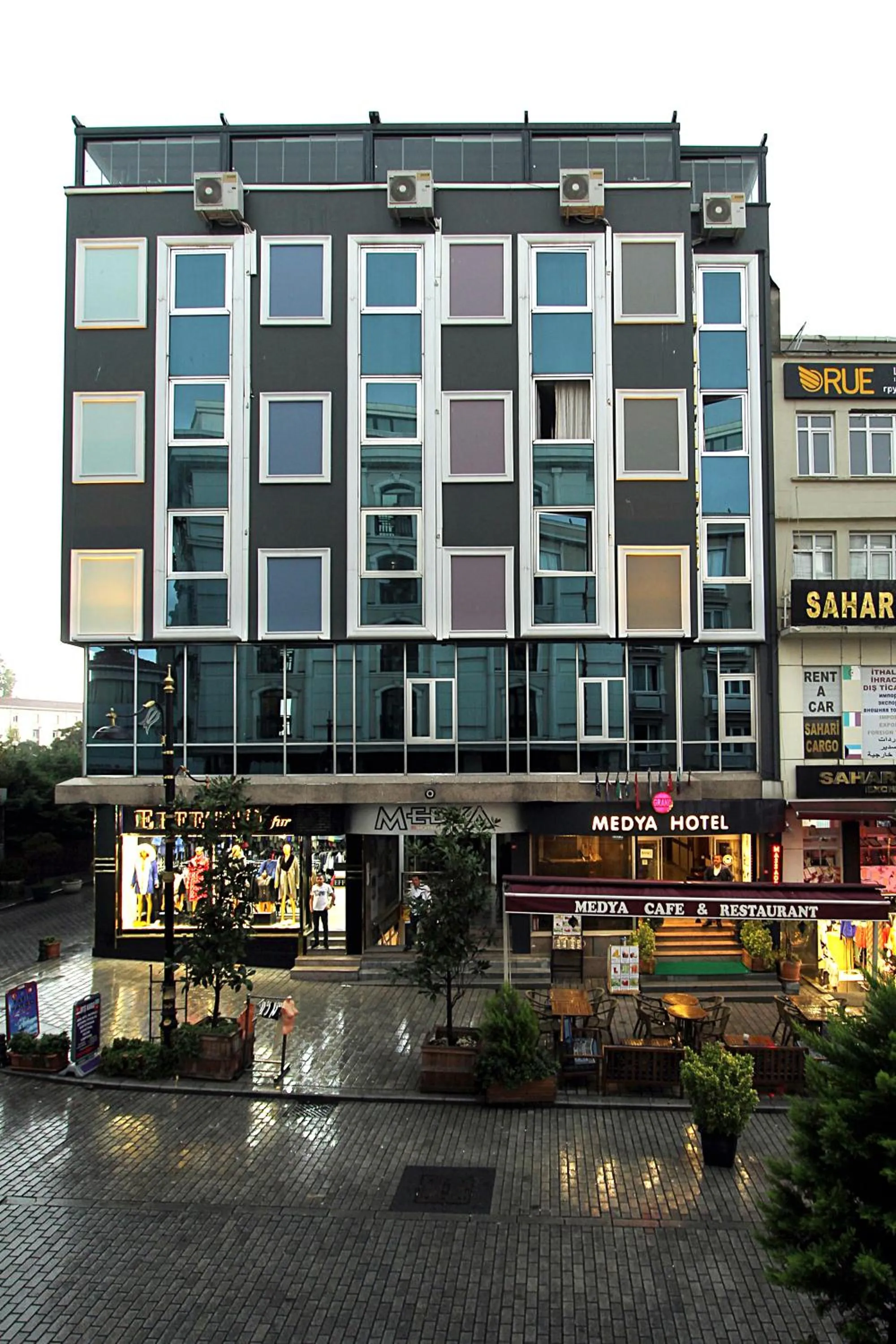 Property building in GRAND MEDYA HOTEL-OLDTOWN