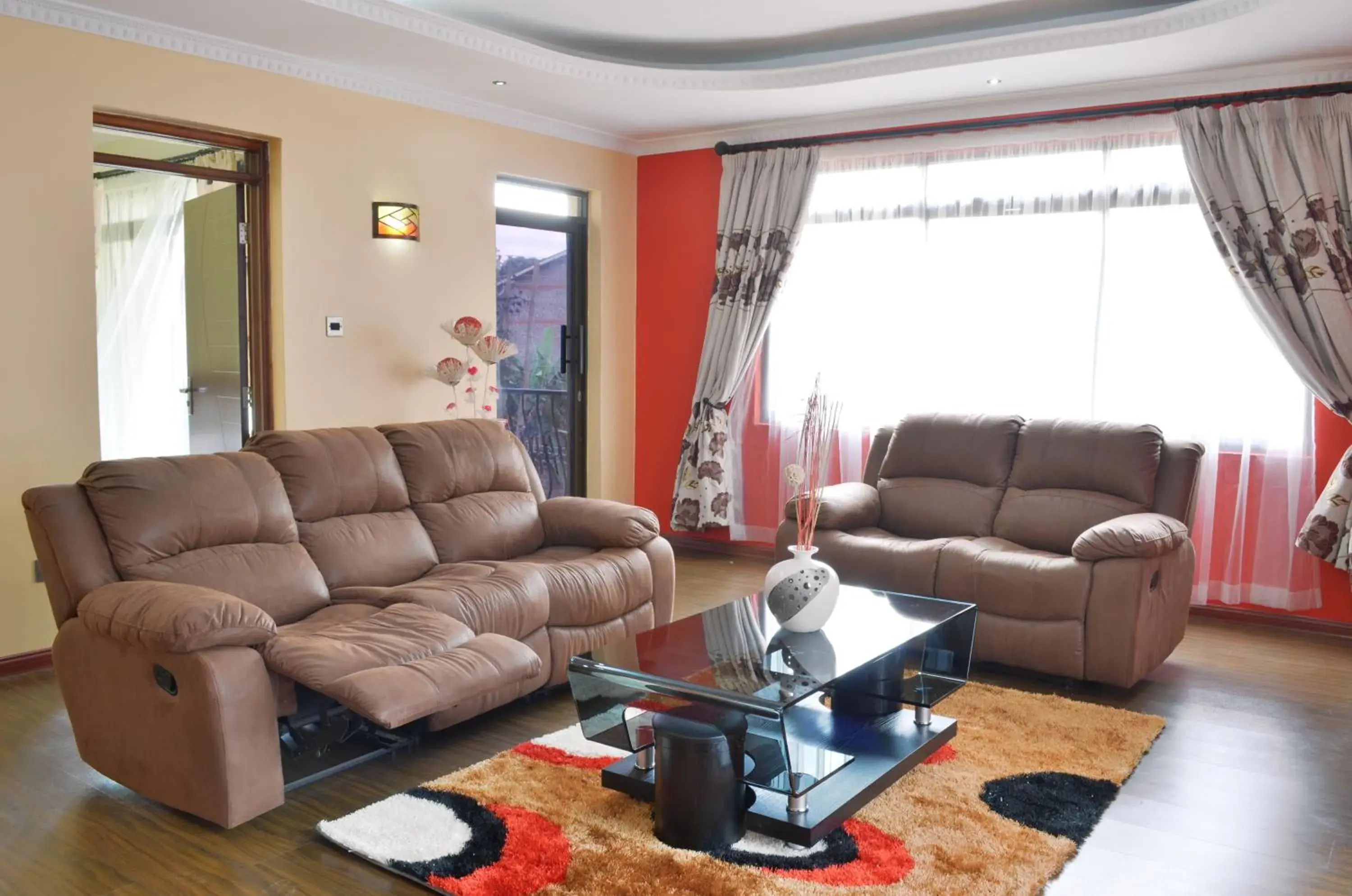 Two-Bedroom Apartment in Fahari Palace Serviced Apartments Two-Bedroom Apartment in Fahari Palace Serviced Apartments