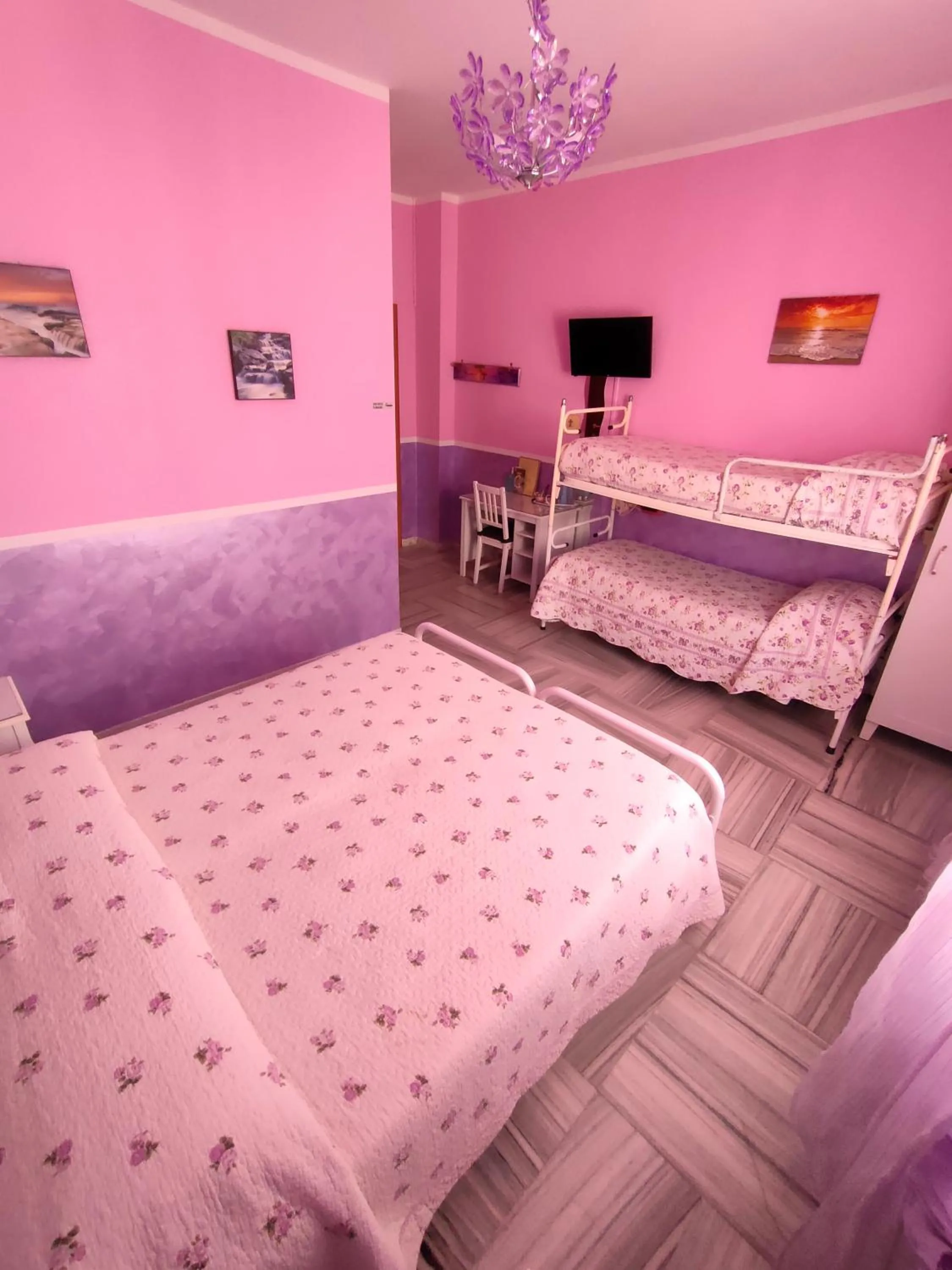 Decorative detail, Bed in Hotel Serenella