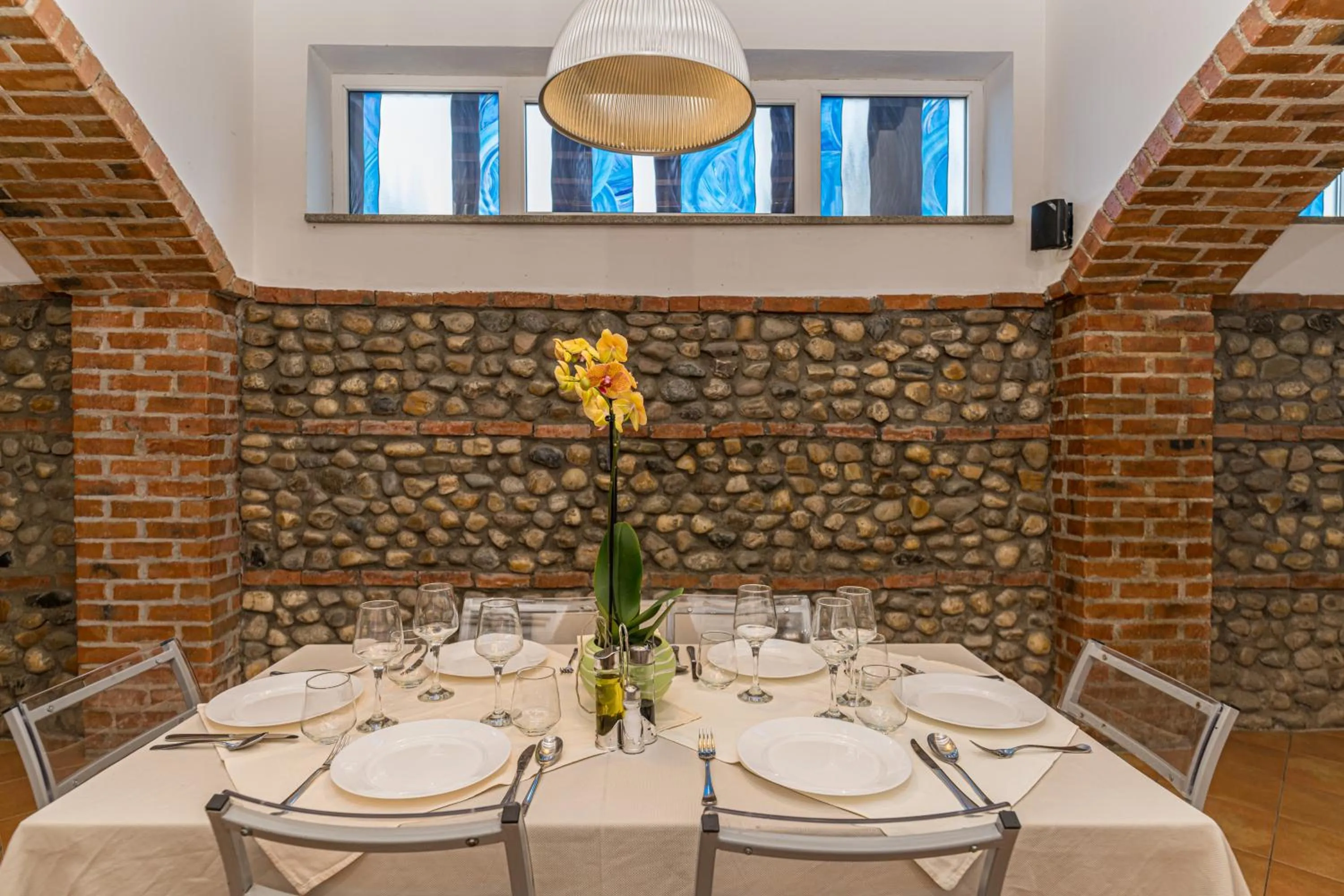 Restaurant/places to eat in Stejarii Resort