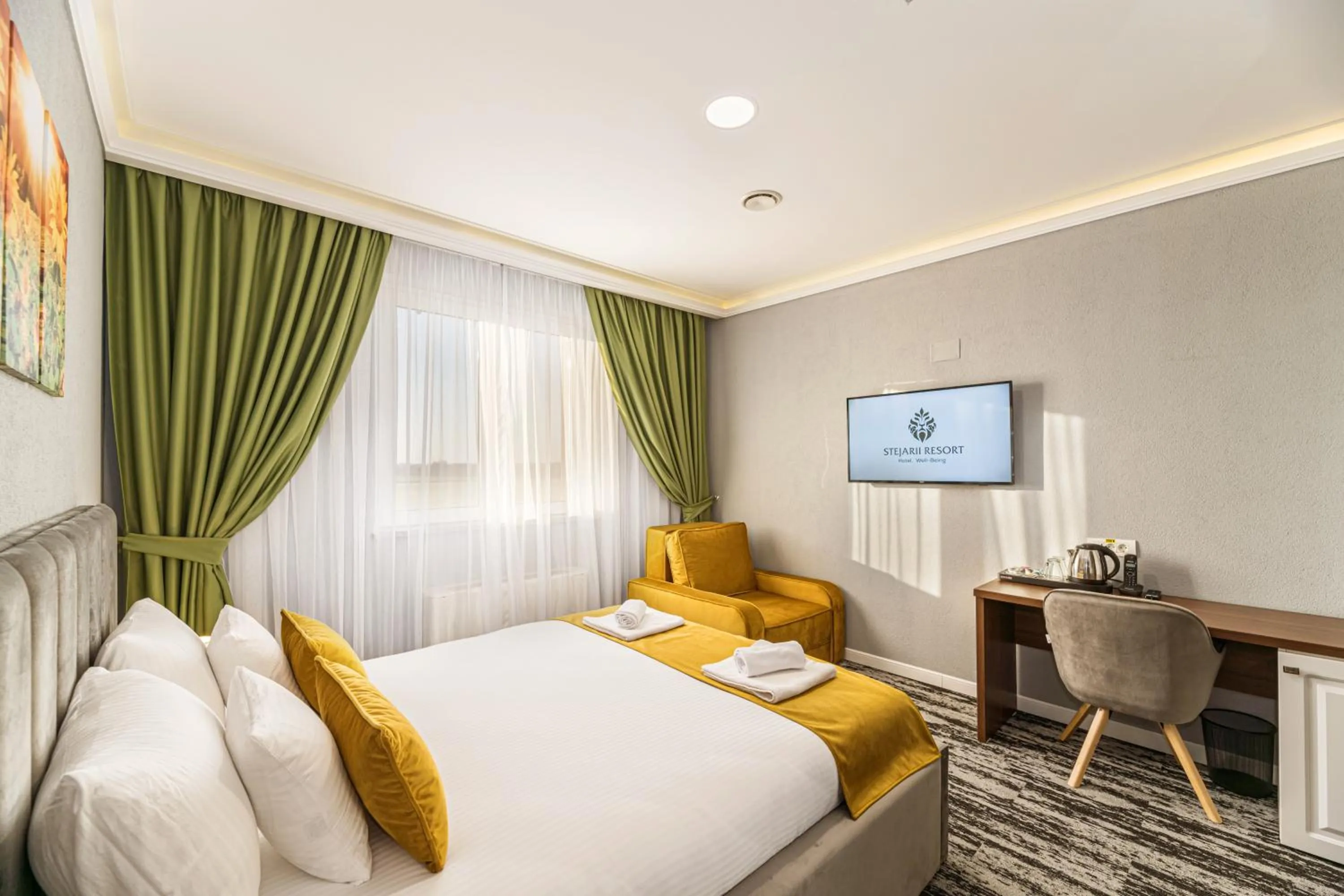 Coffee/tea facilities, Bed in Stejarii Resort