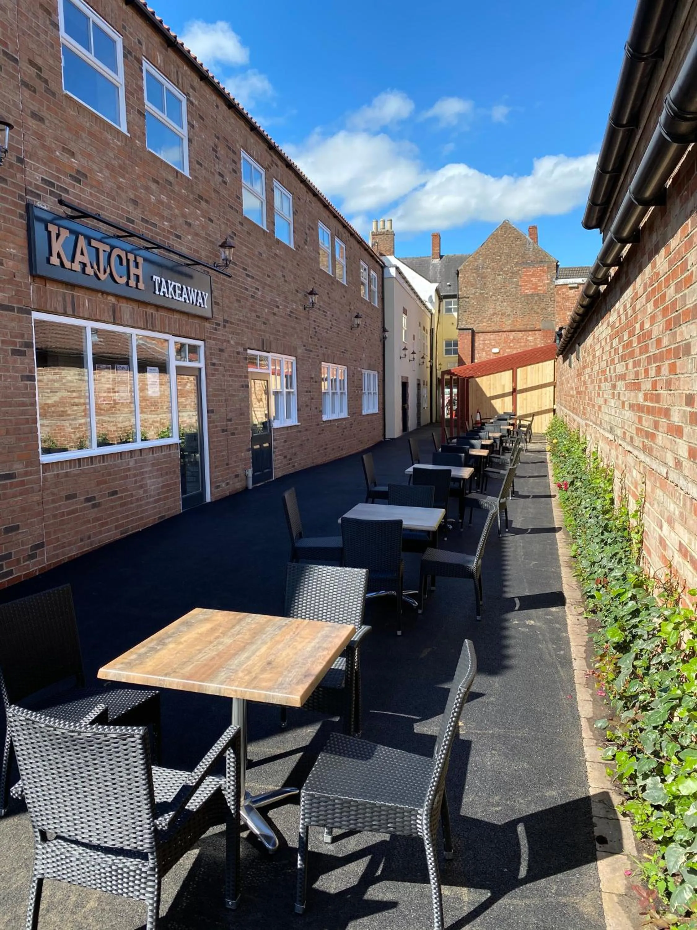 Balcony/Terrace in Katch