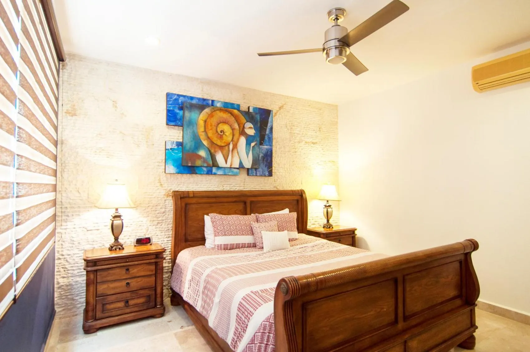 Bed in Exceptional Location Near Beach, Pool-View Balcony