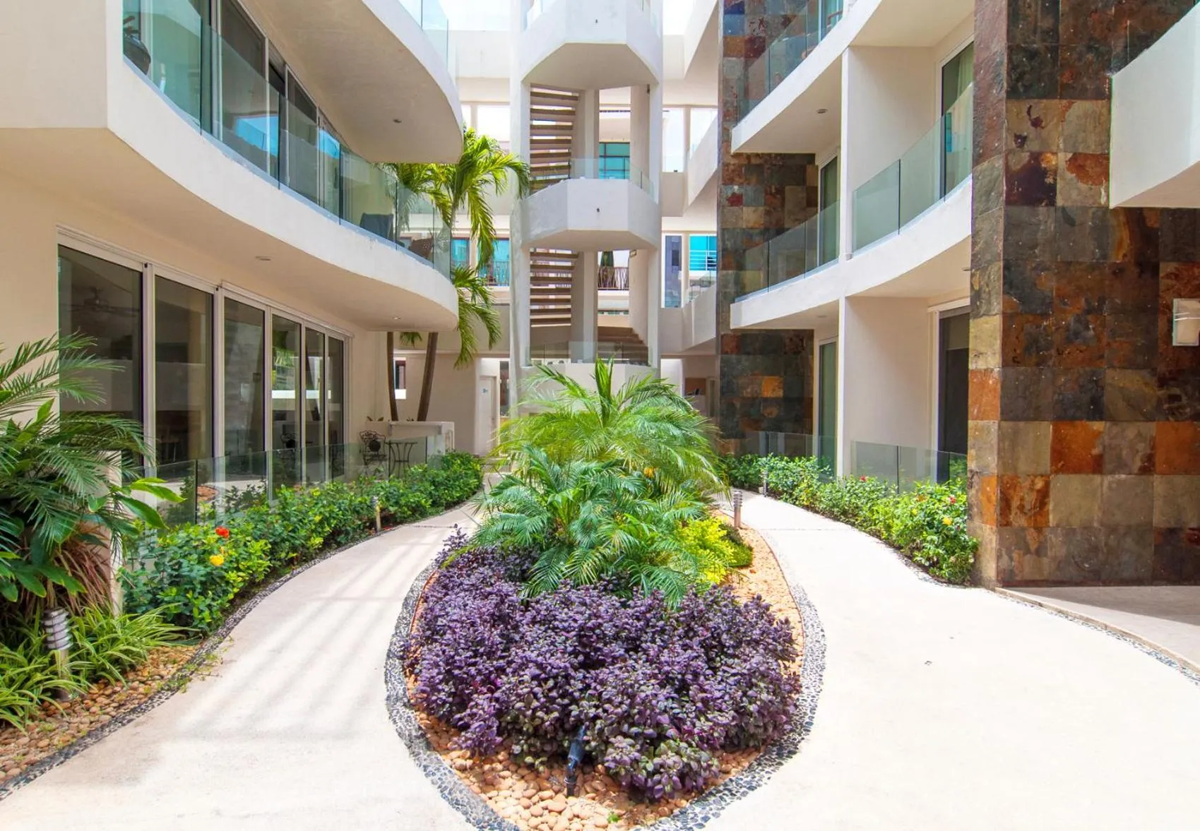 Property building in Exceptional Location Near Beach, Pool-View Balcony