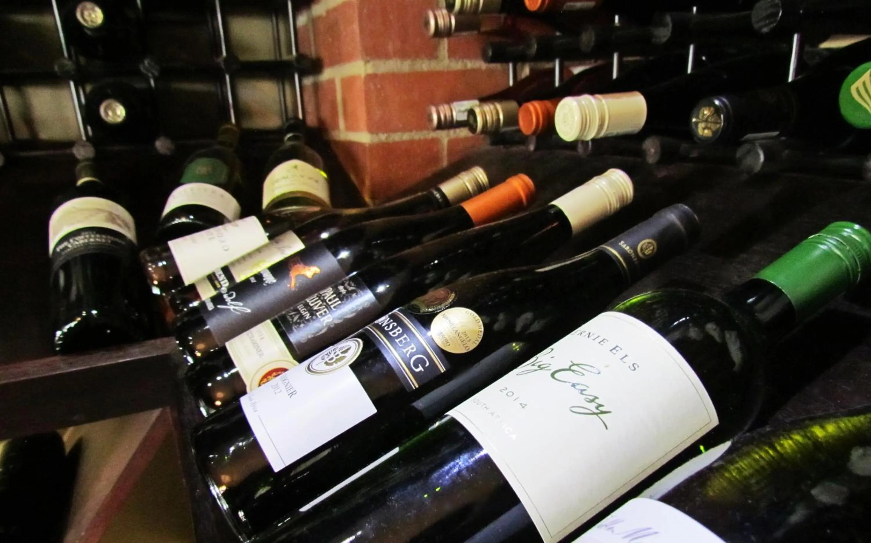 Alcoholic drinks in Buhala Lodge