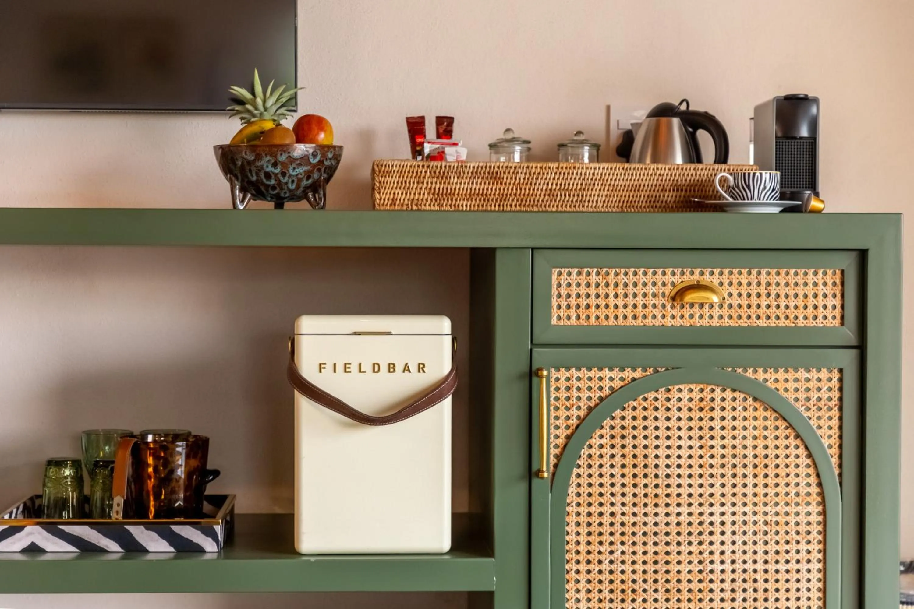Coffee/tea facilities in Buhala Lodge