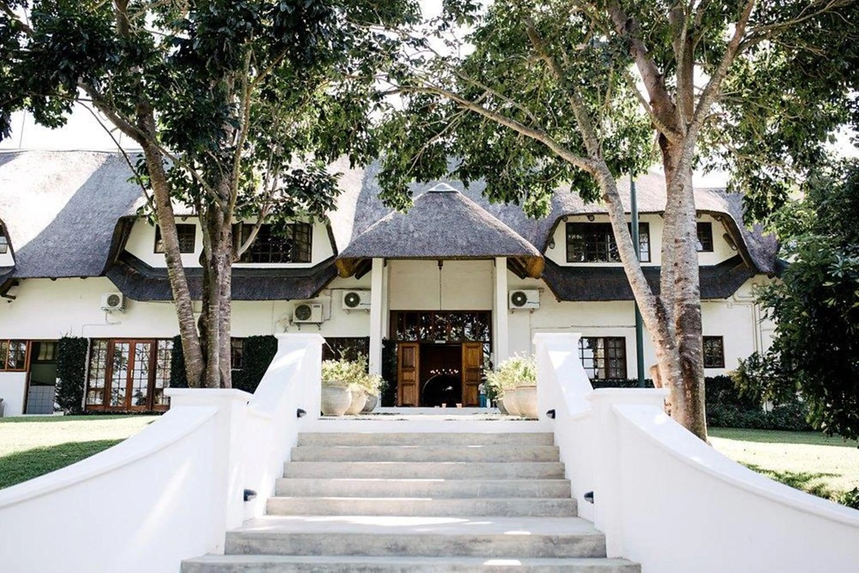 Facade/entrance in Buhala Lodge