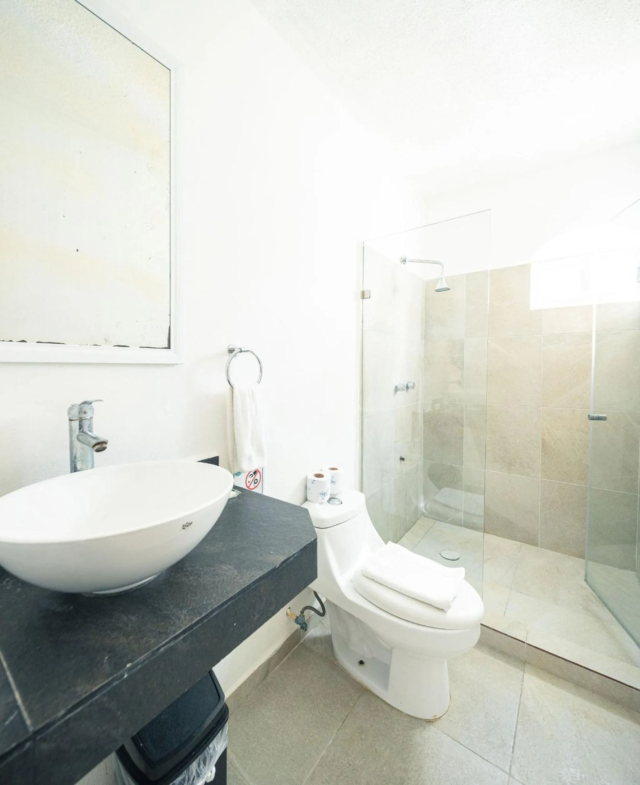 Shower in HOTEL & BEACH CLUB OJO DE AGUA