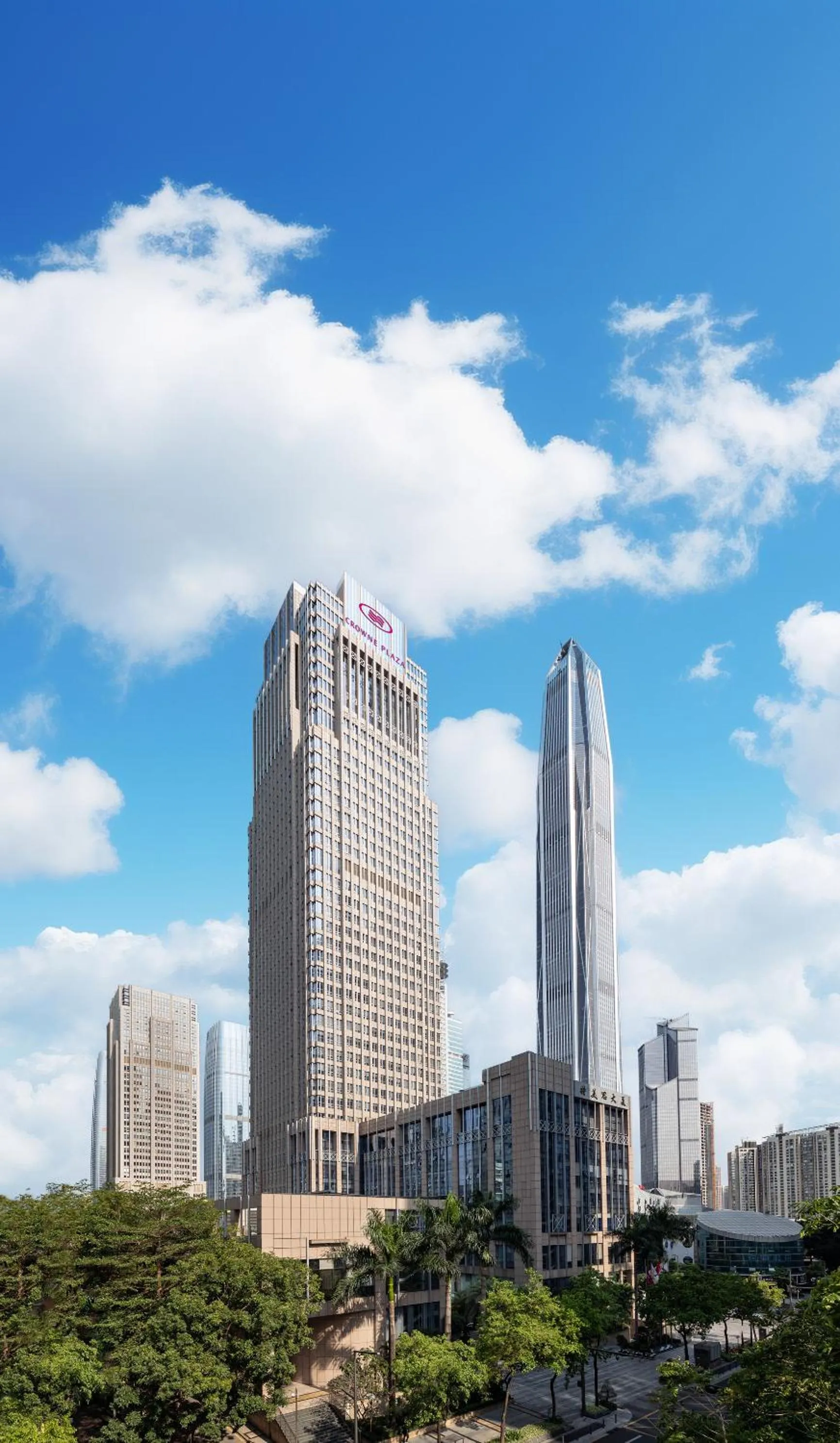 Property building in Crowne Plaza Shenzhen Futian