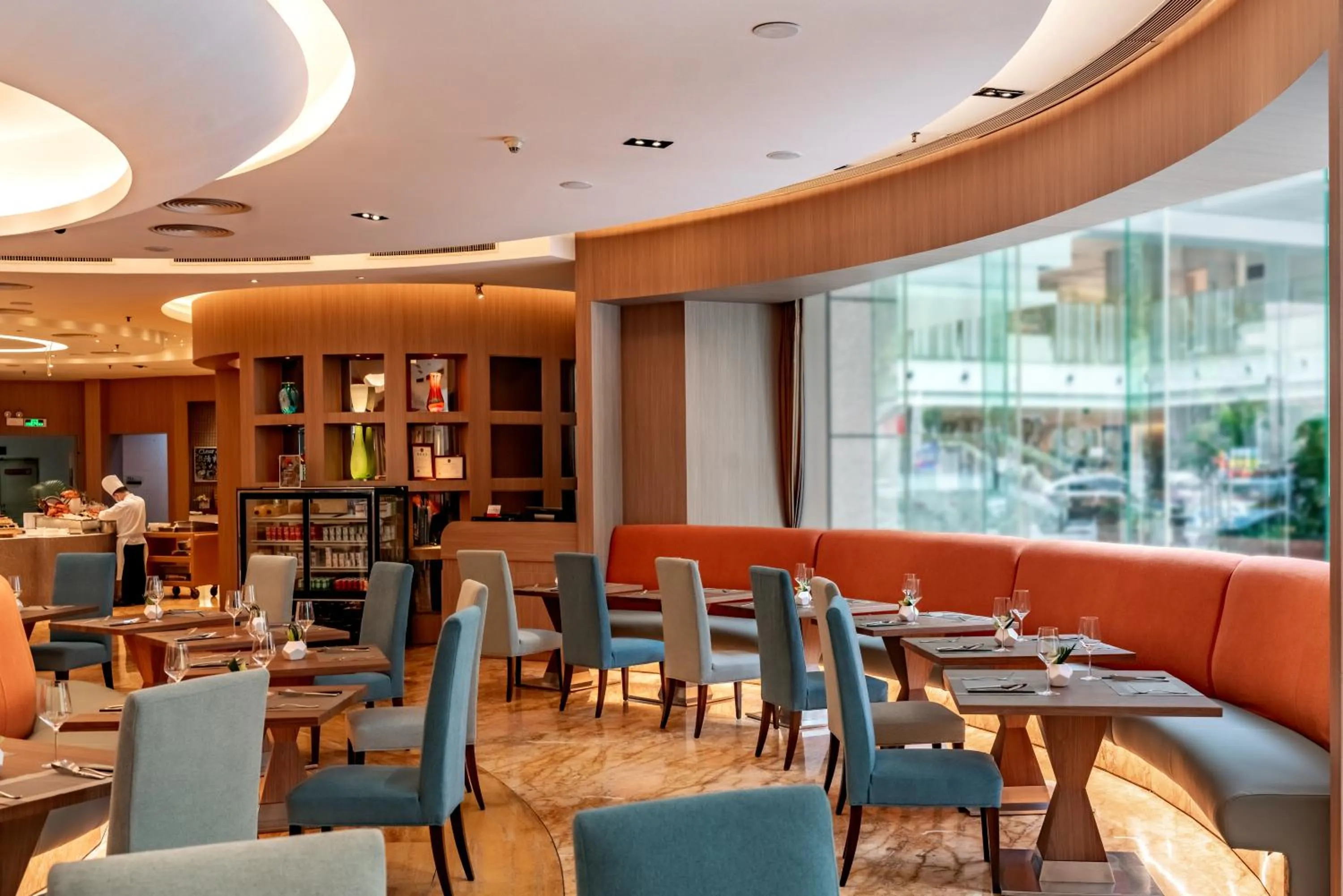 Restaurant/places to eat in Crowne Plaza Shenzhen Futian