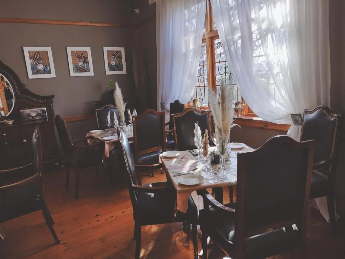 Restaurant/places to eat in Oregon Place Guest House