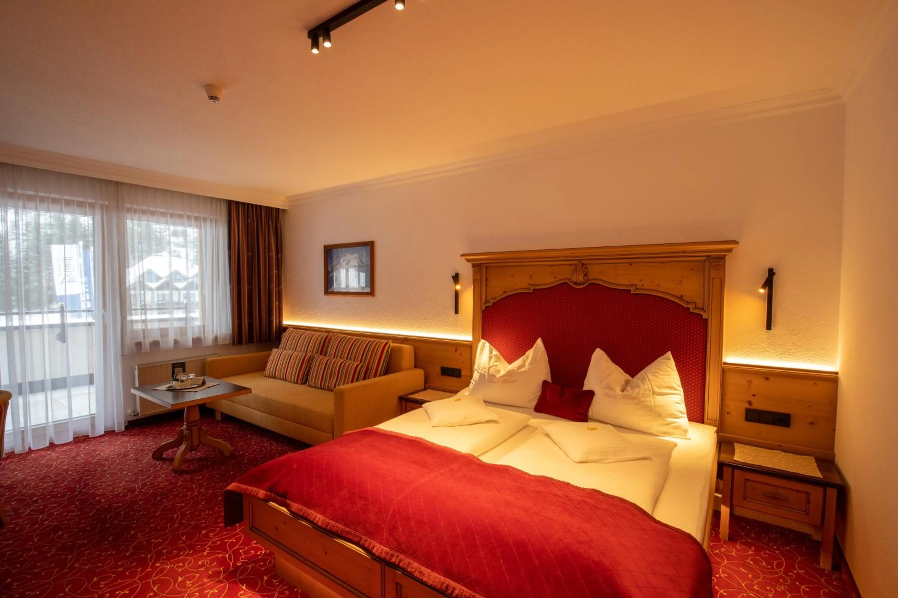 Bed in Hotel Garni Monte Bianco