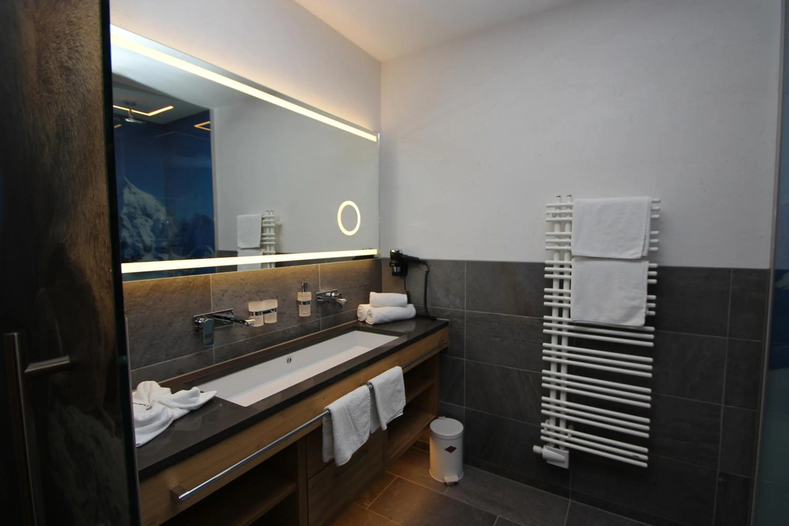 Bathroom in Hotel Garni Monte Bianco