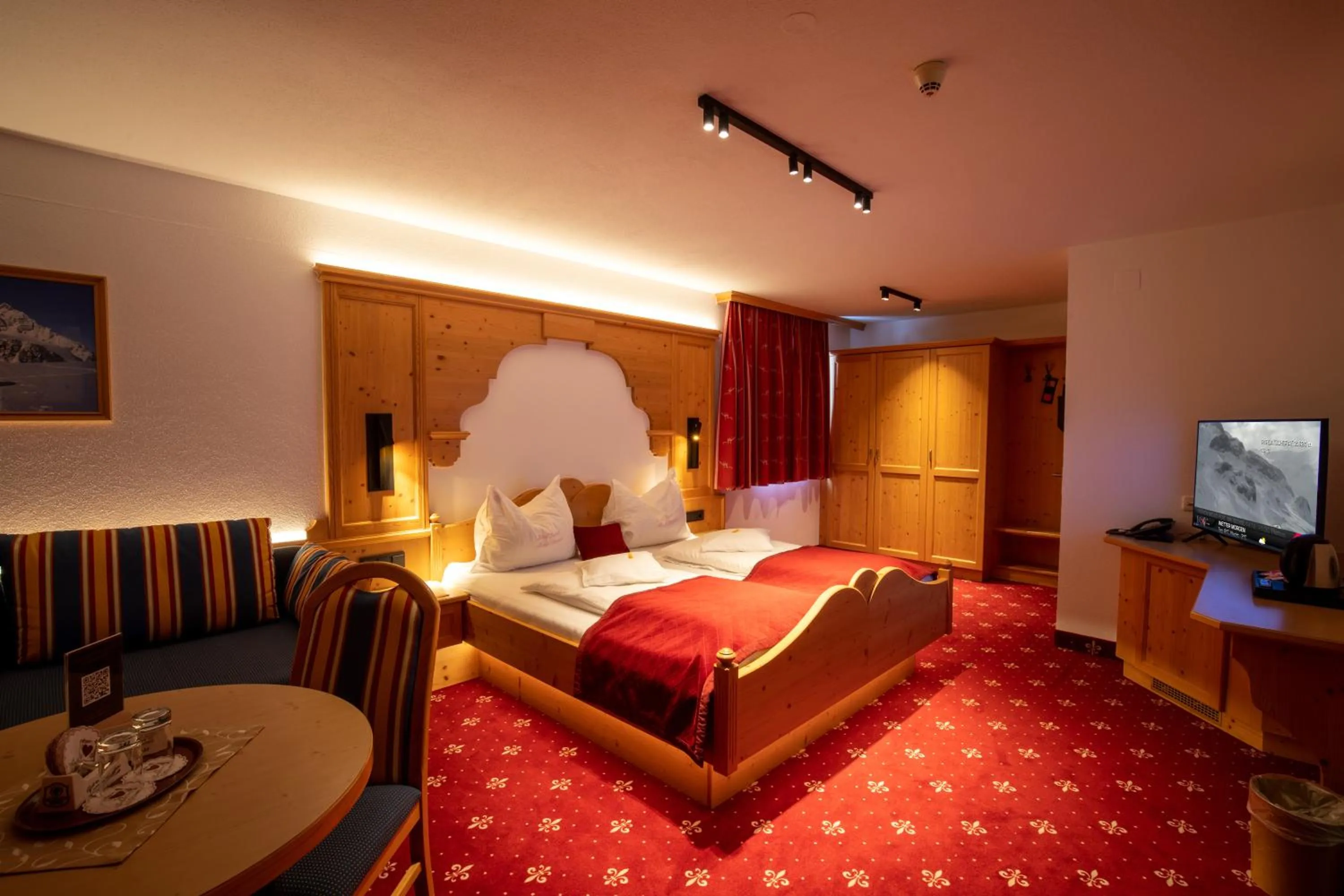 Bed in Hotel Garni Monte Bianco