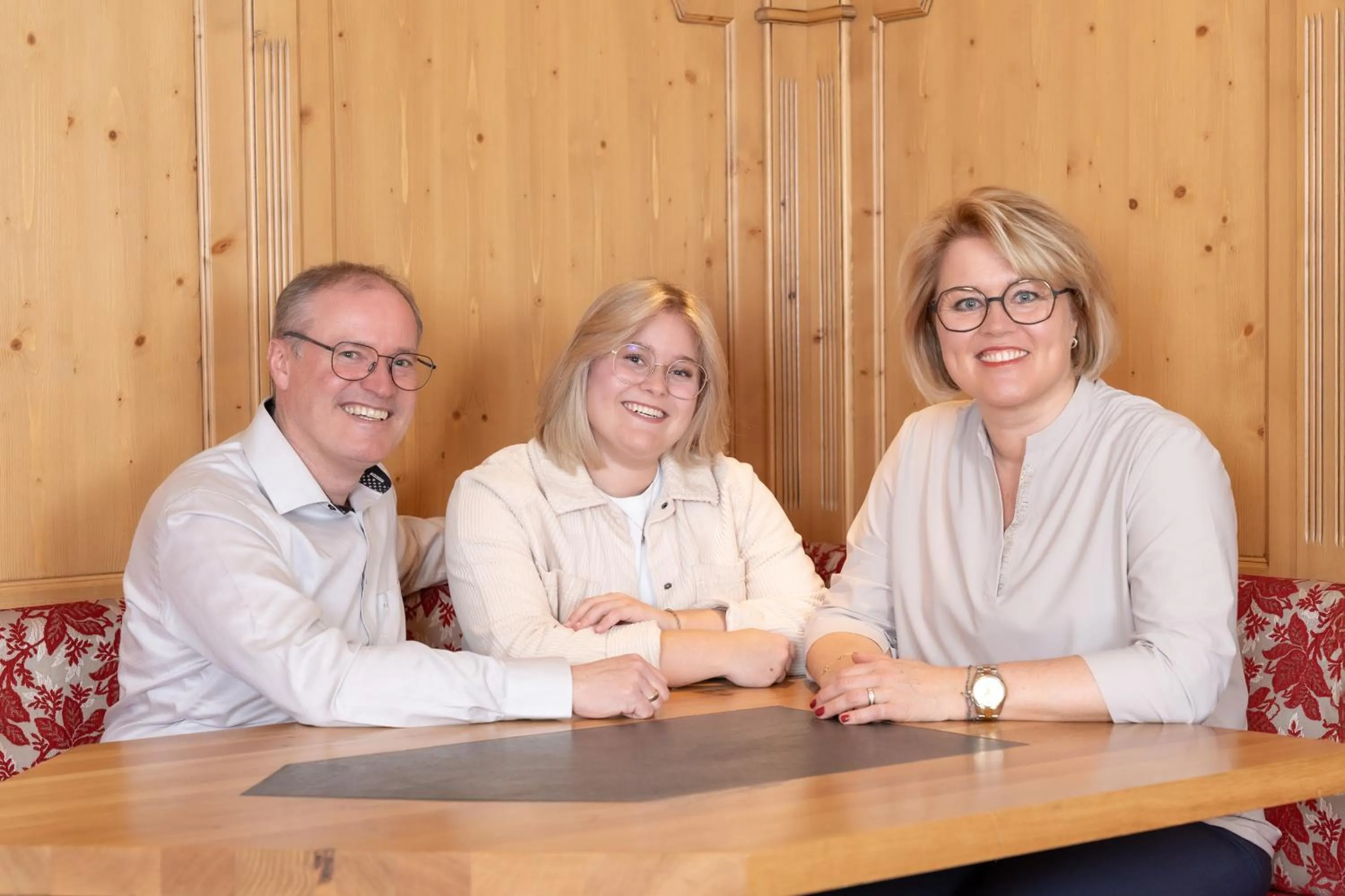 SCHMID Rooms & Apartments