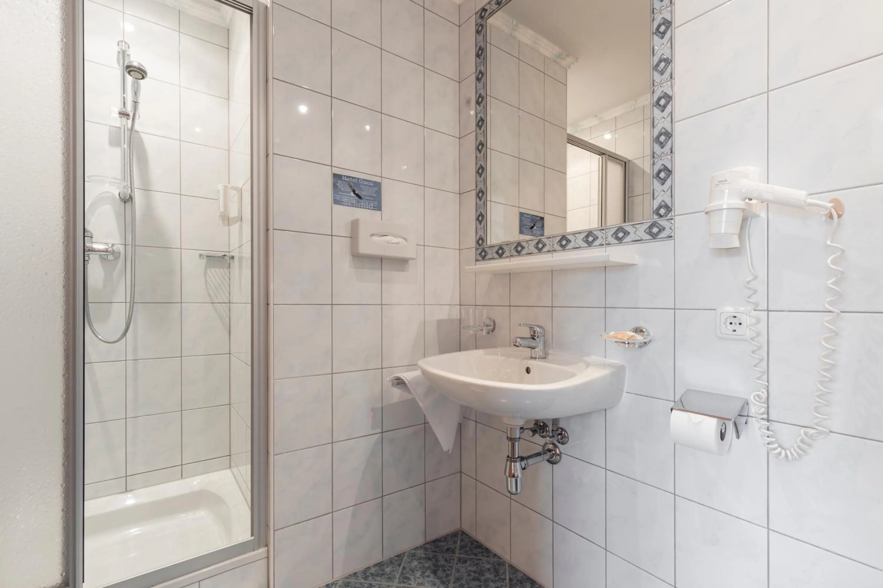 SCHMID Rooms & Apartments