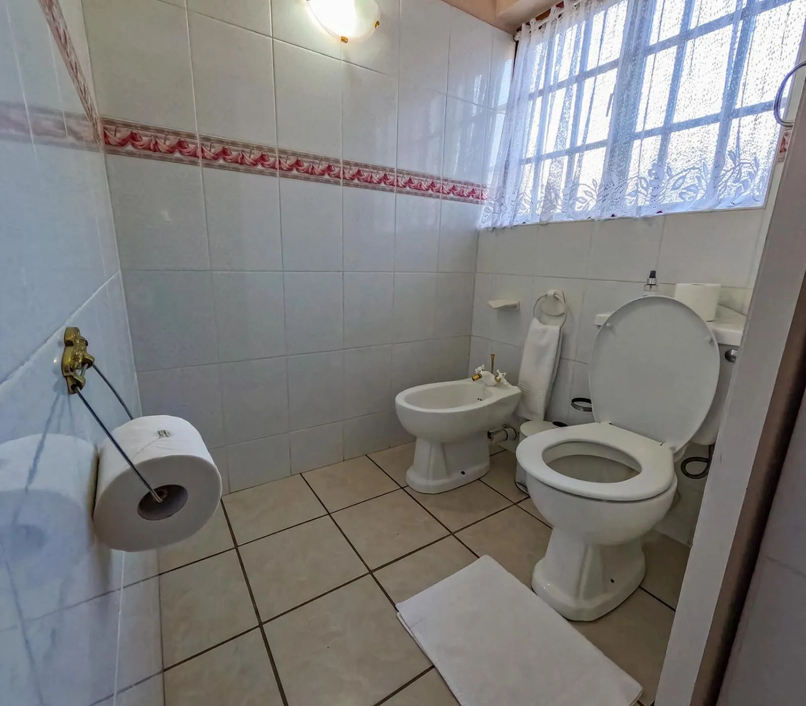 Toilet in Westlodge at Graskop B&B