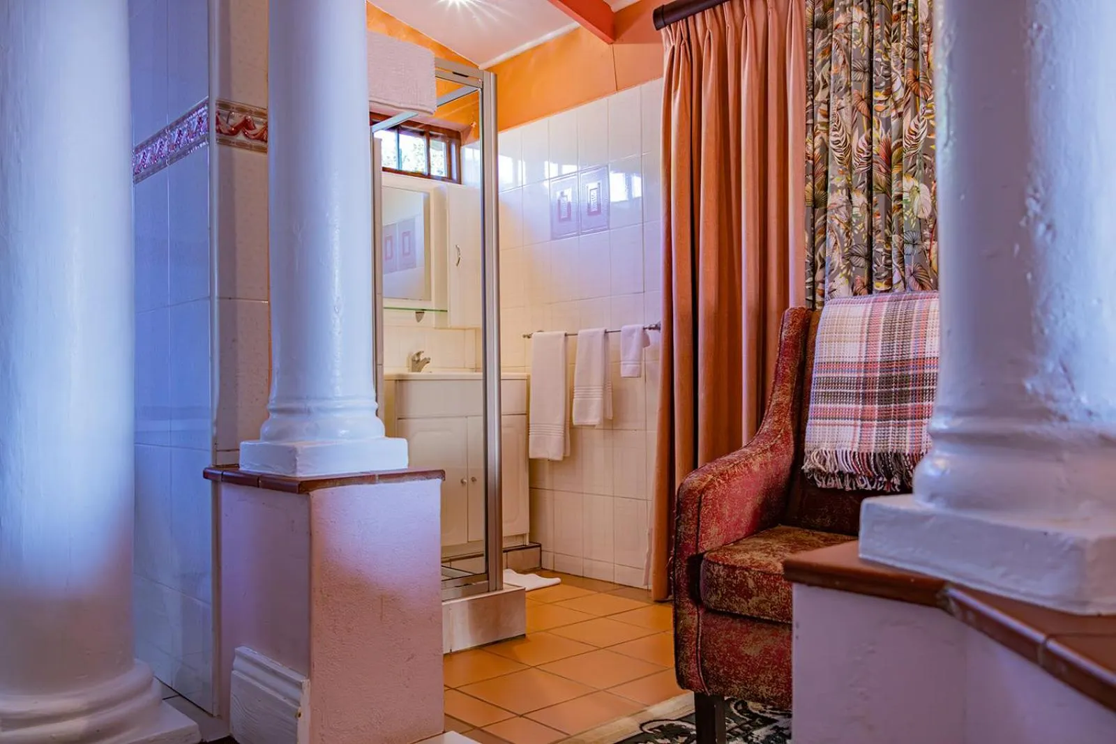 Shower in Westlodge at Graskop B&B