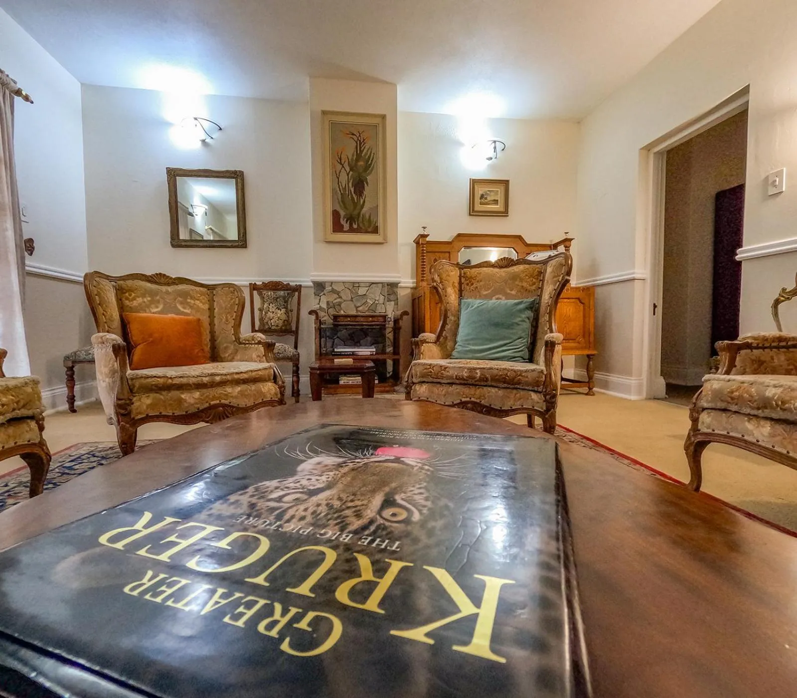 Living room in Westlodge at Graskop B&B