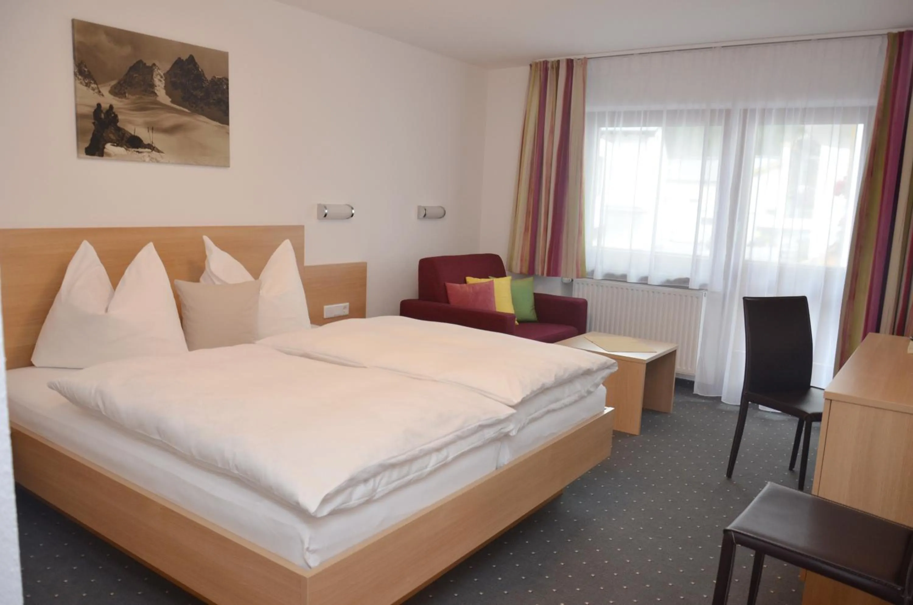 Bed in Hotel Garni Sport Sonneck