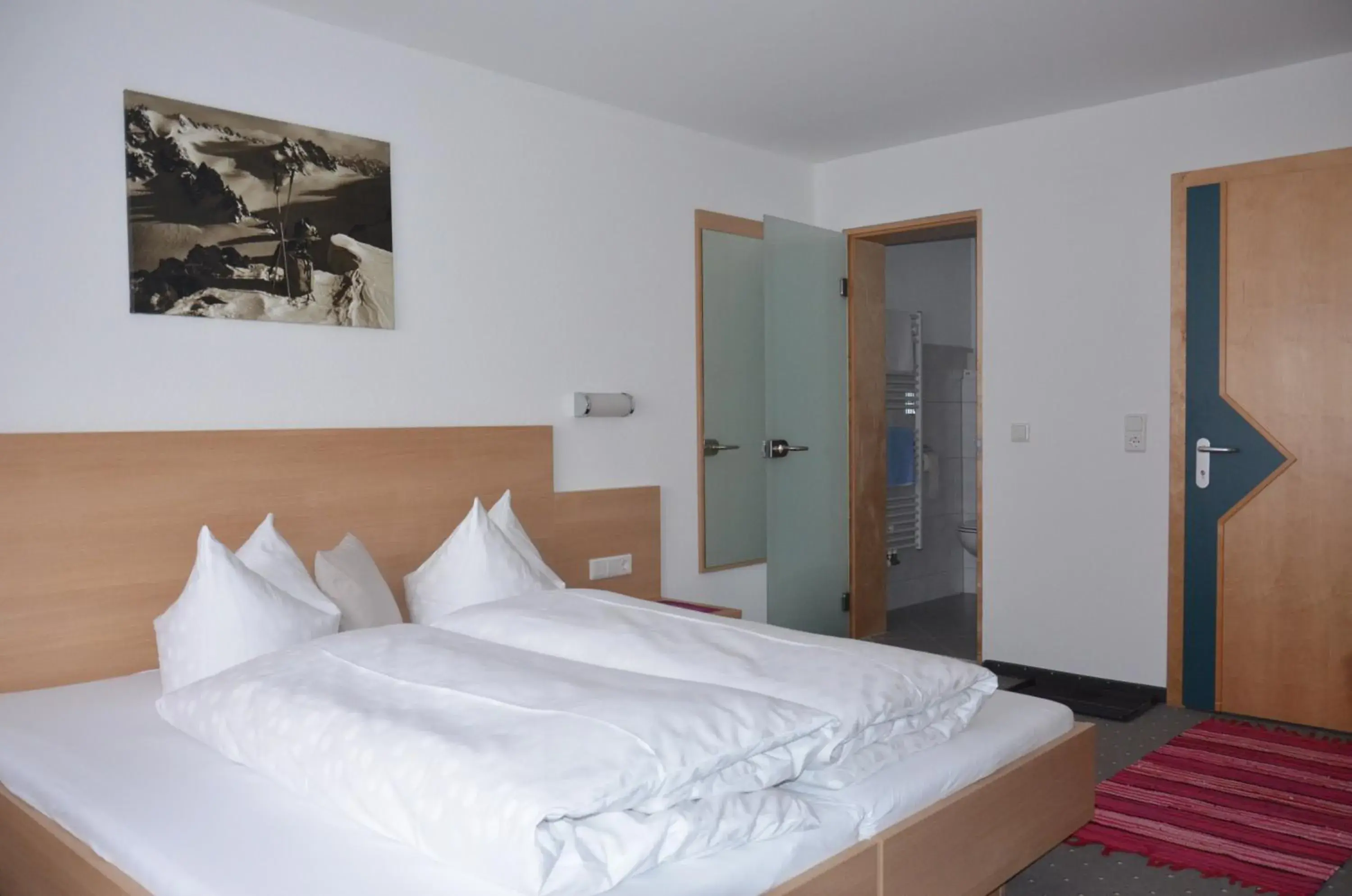 Comfort Double Room in Hotel Garni Sport Sonneck Comfort Double Room in Hotel Garni Sport Sonneck
