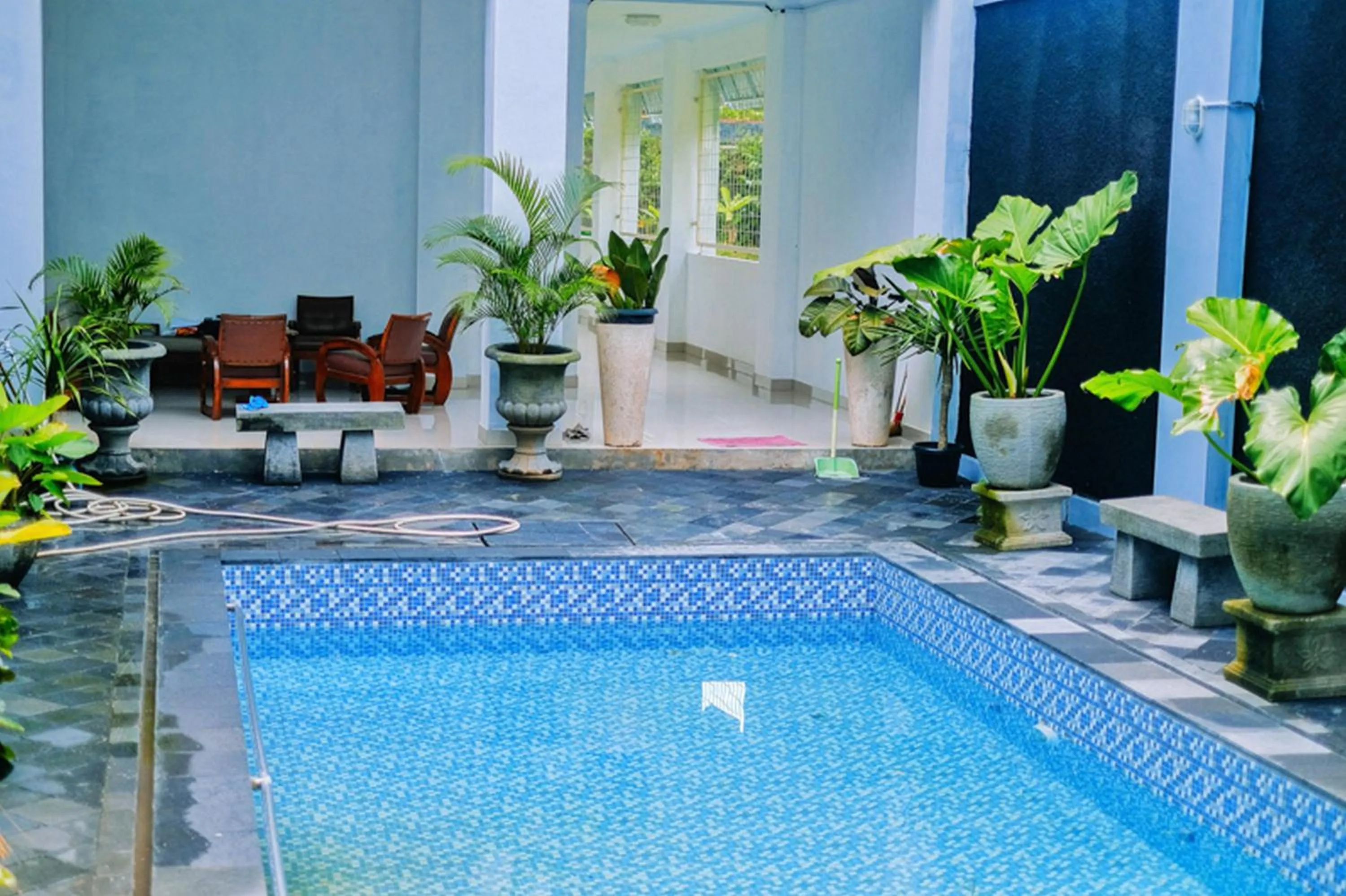 Property building in RedDoorz At Artomoro Guest House