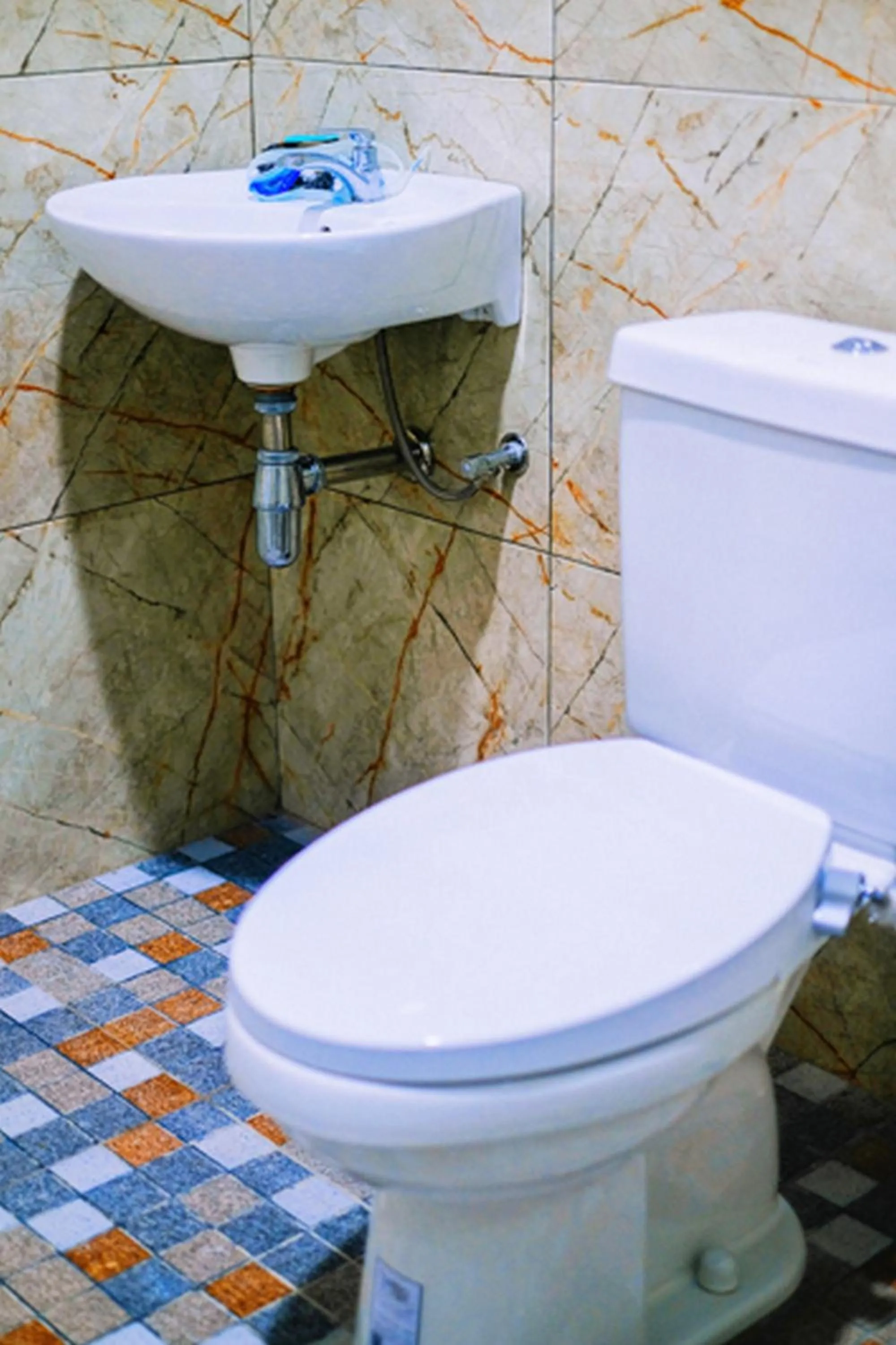 Property building in RedDoorz At Artomoro Guest House