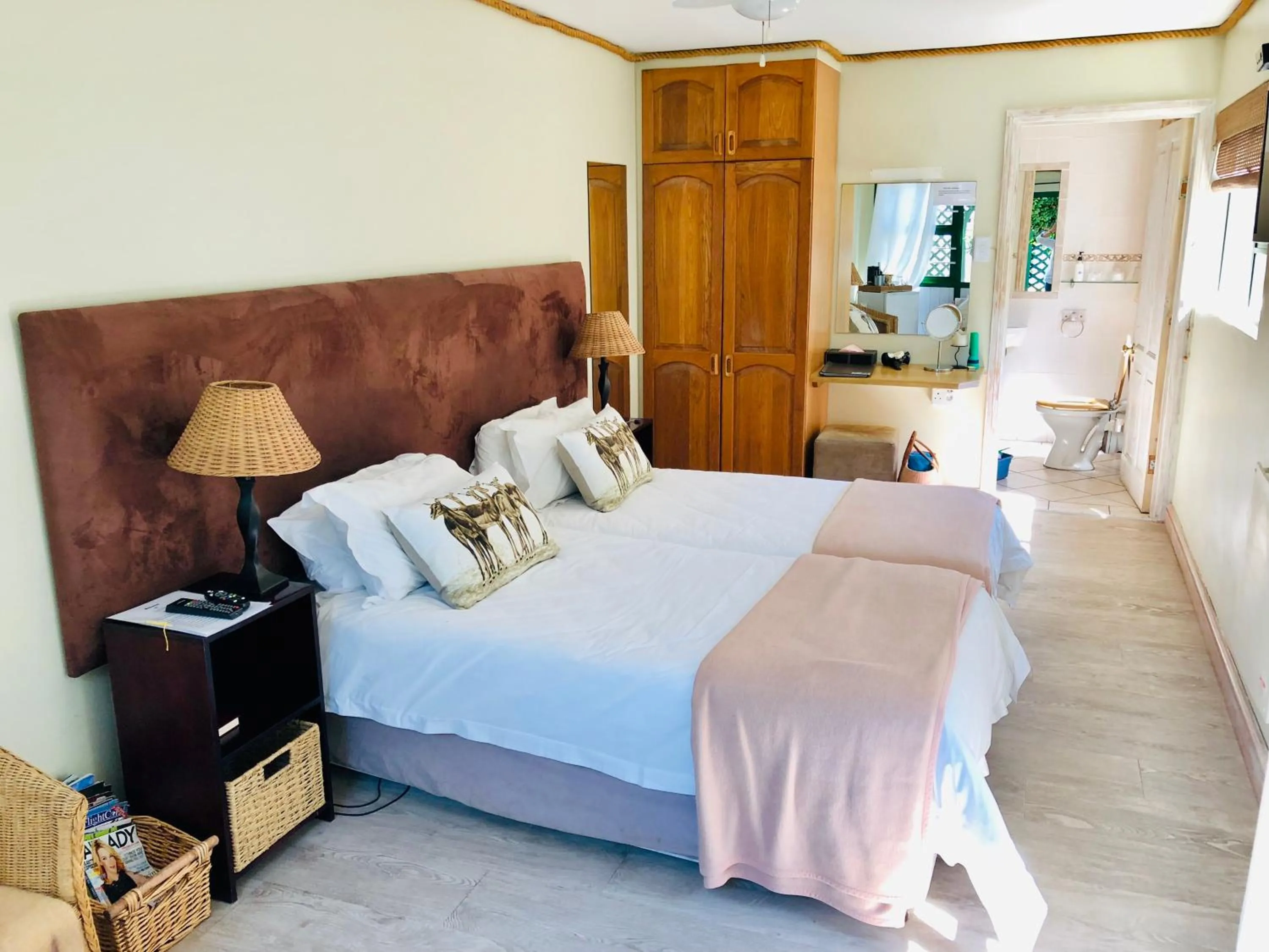 Bedroom, Bed in Sandra's Guest House