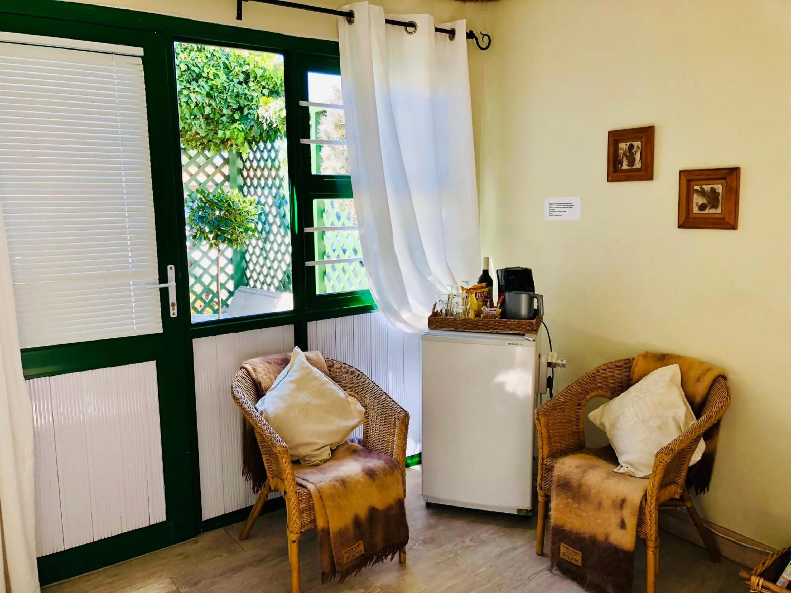 Coffee/tea facilities in Sandra's Guest House