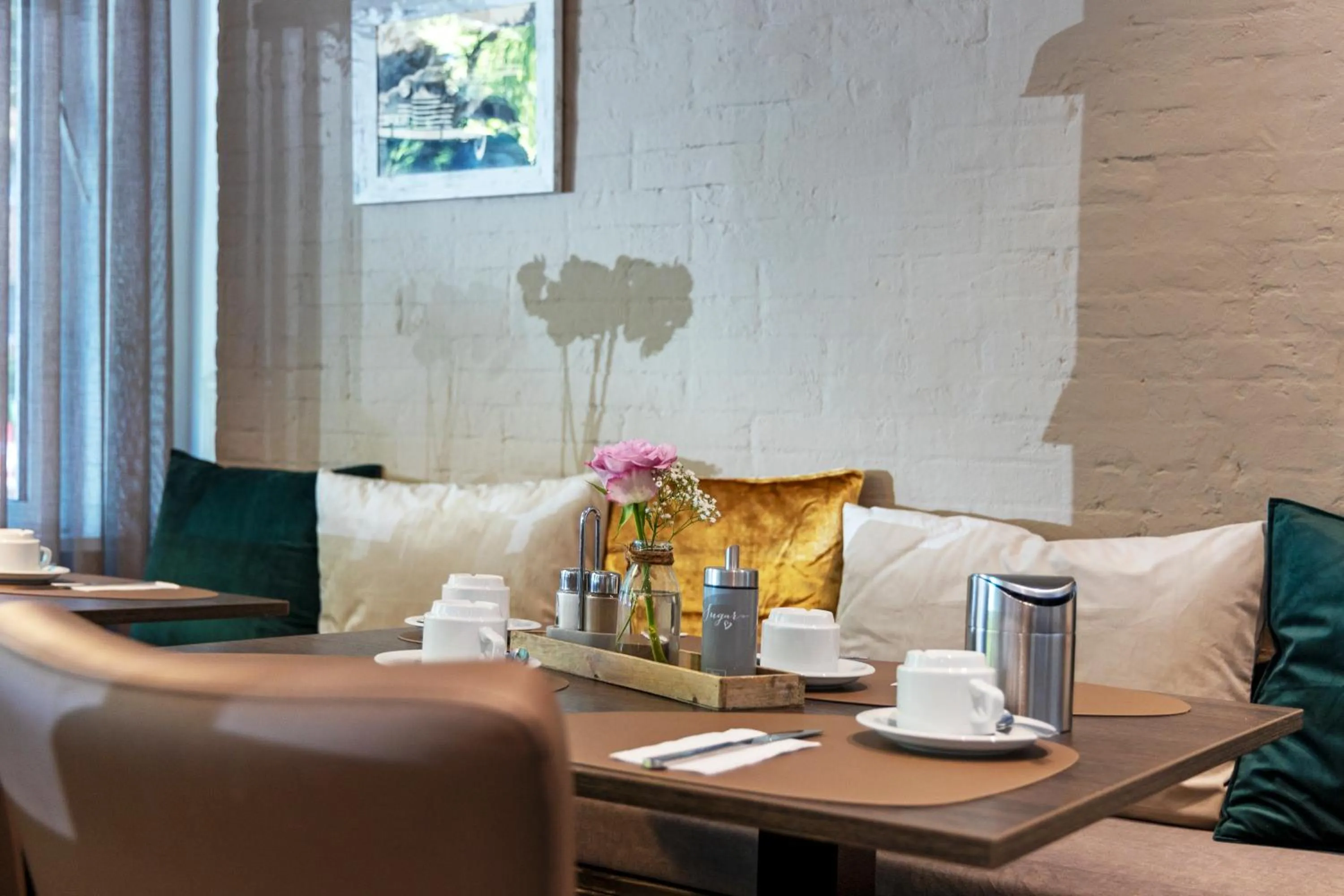 Restaurant/places to eat in Auto-Parkhotel Hamburg St Pauli