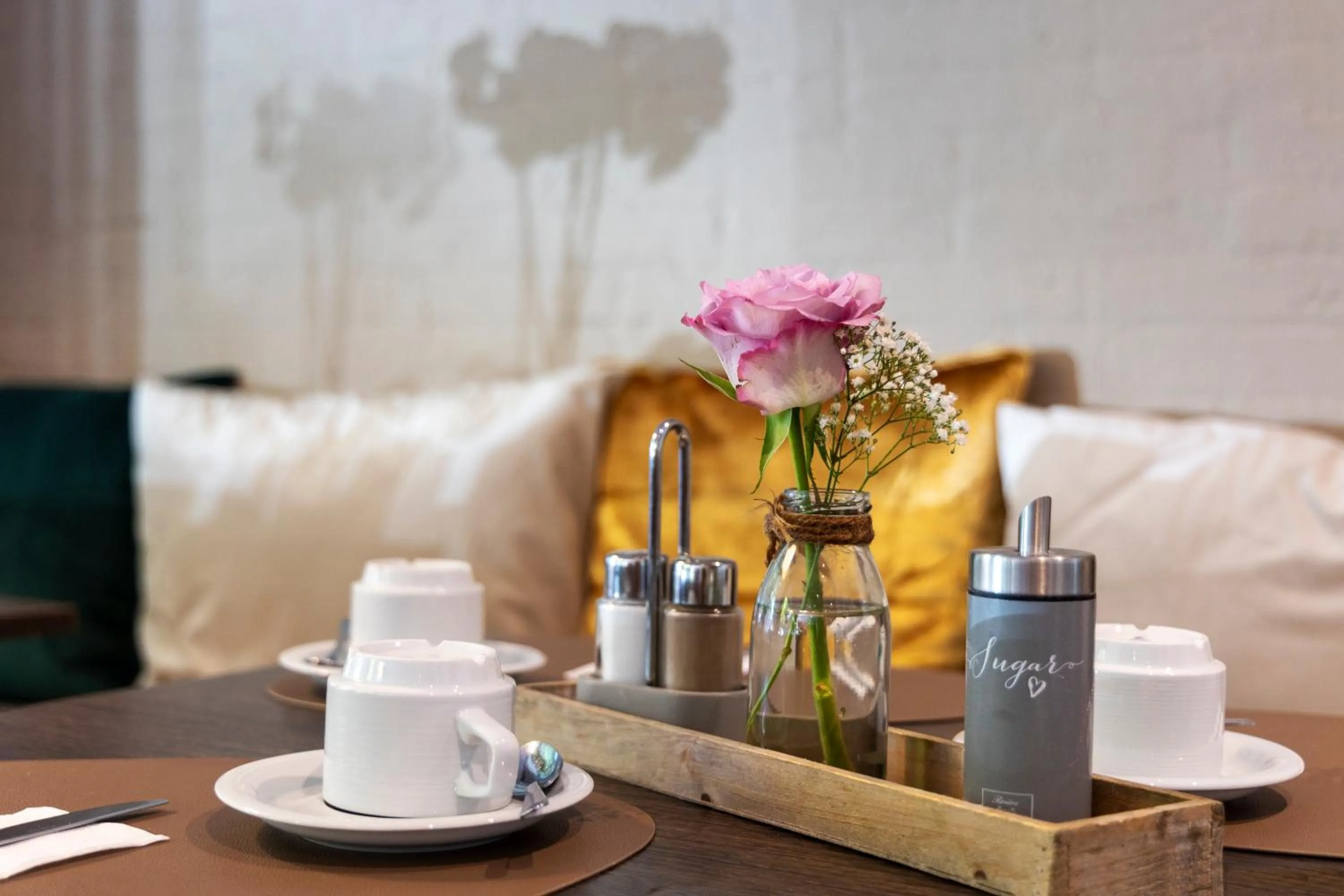 Restaurant/places to eat in Auto-Parkhotel Hamburg St Pauli