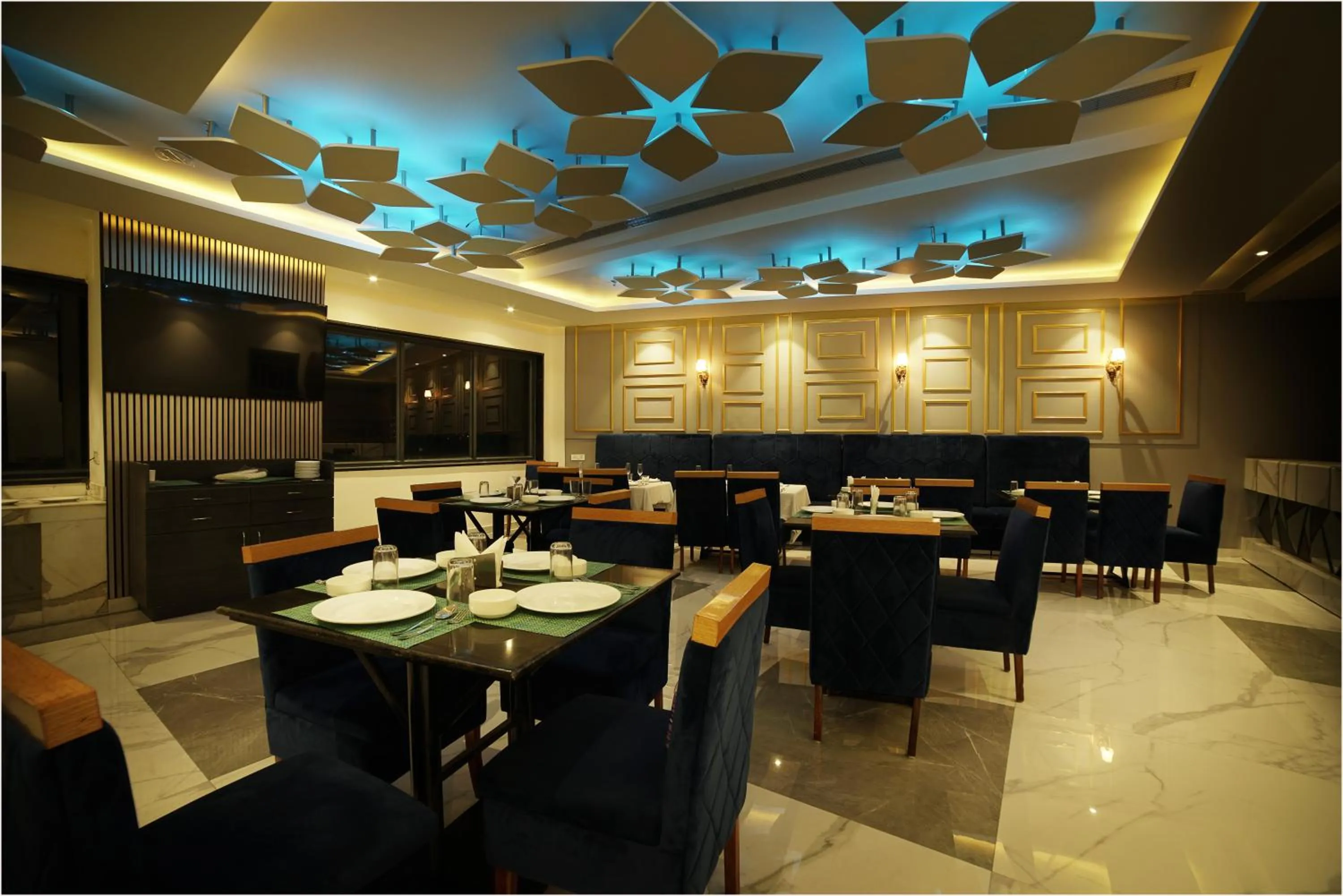 Banquet/Function facilities in TreeHouse London Street Amritsar