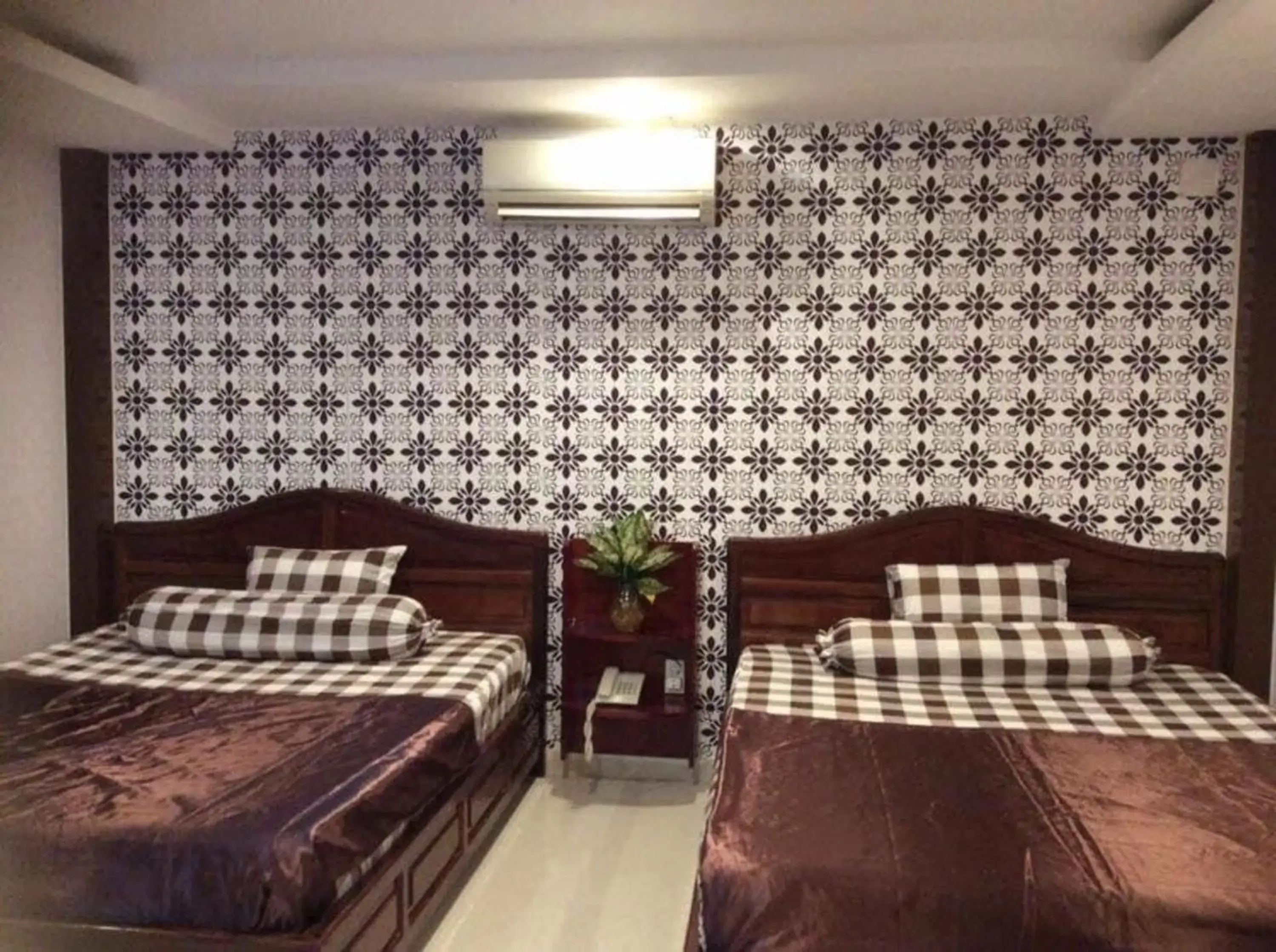 Superior Twin Room in Hoang Yen Nhi Hotel Superior Twin Room in Hoang Yen Nhi Hotel