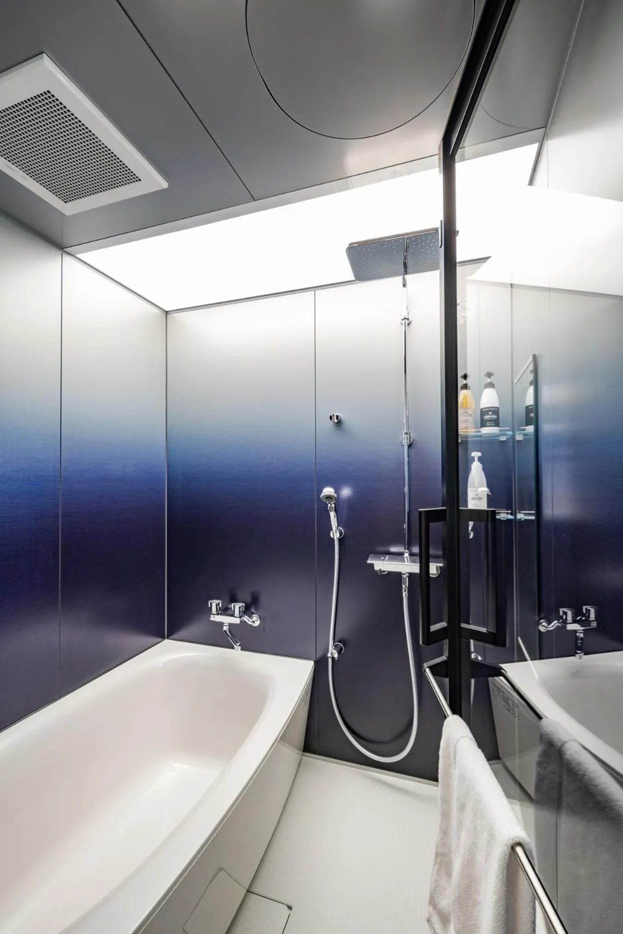 Bathroom in UNO HOTEL