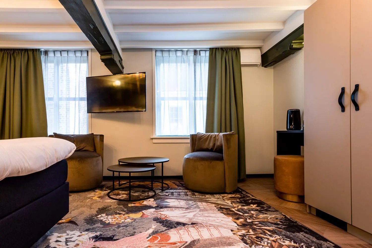 Seating area, Bed in Boutique Hotel Rijks I Kloeg Collection