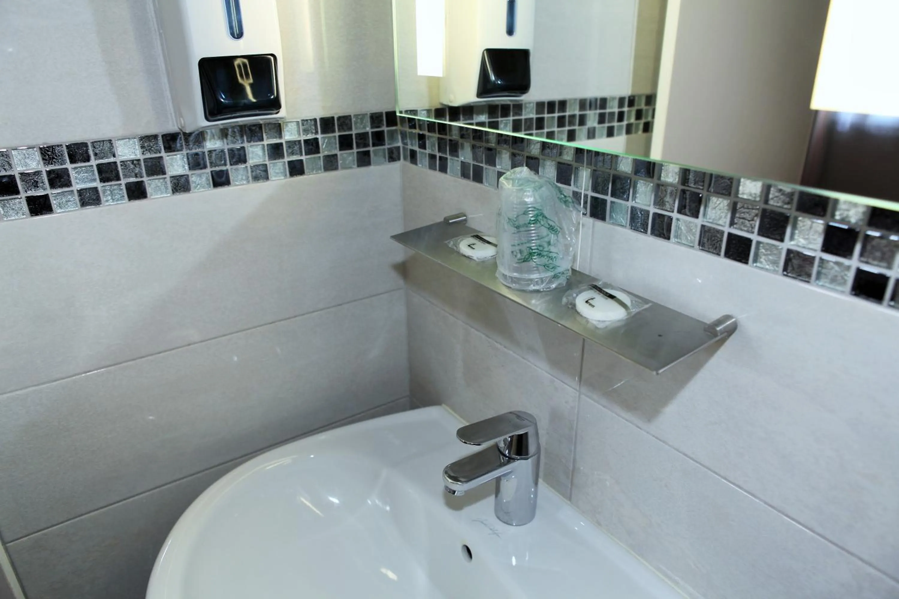 Bathroom in Hotel Montpensier