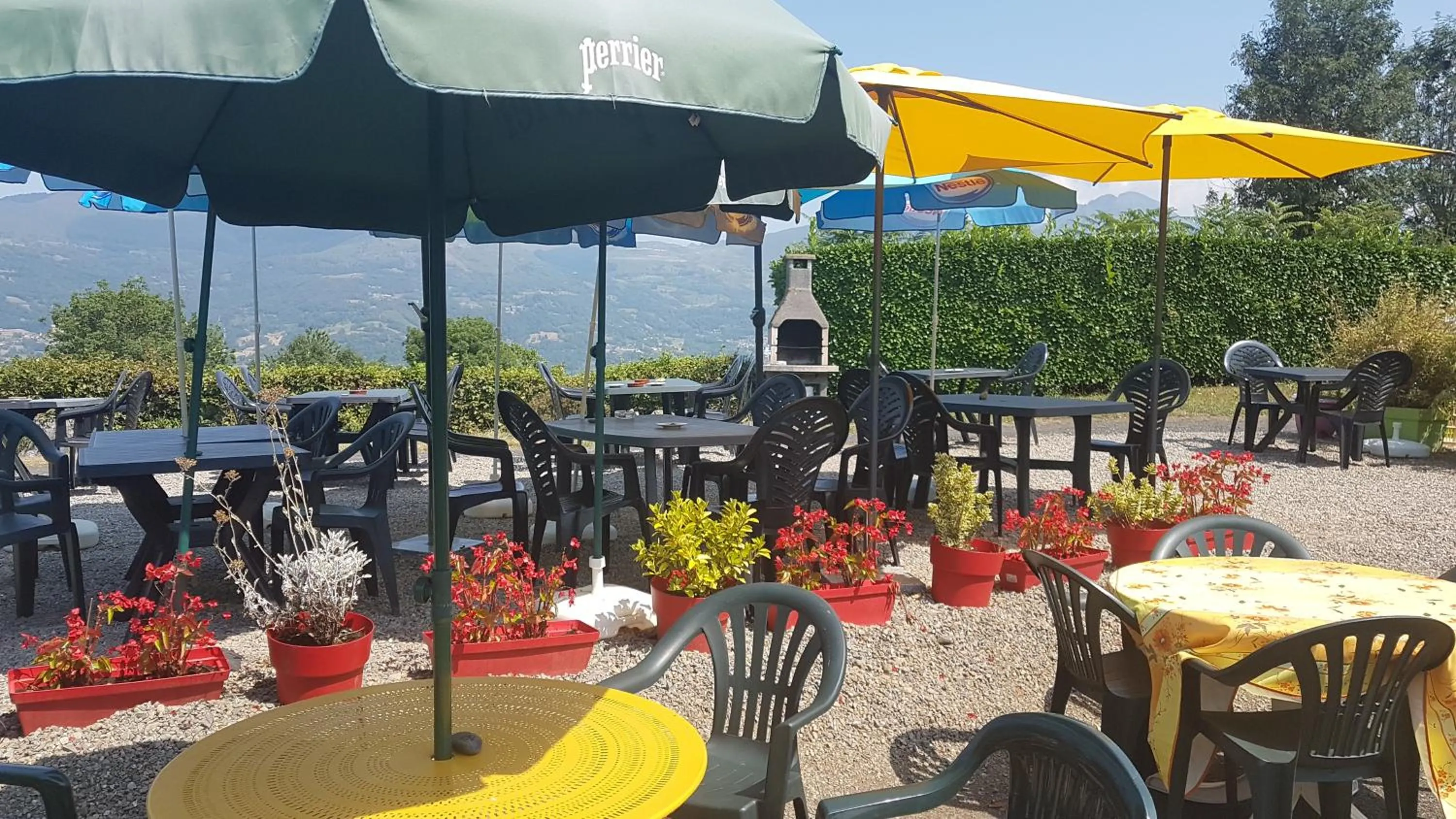 Restaurant/places to eat in Chalets du Lac